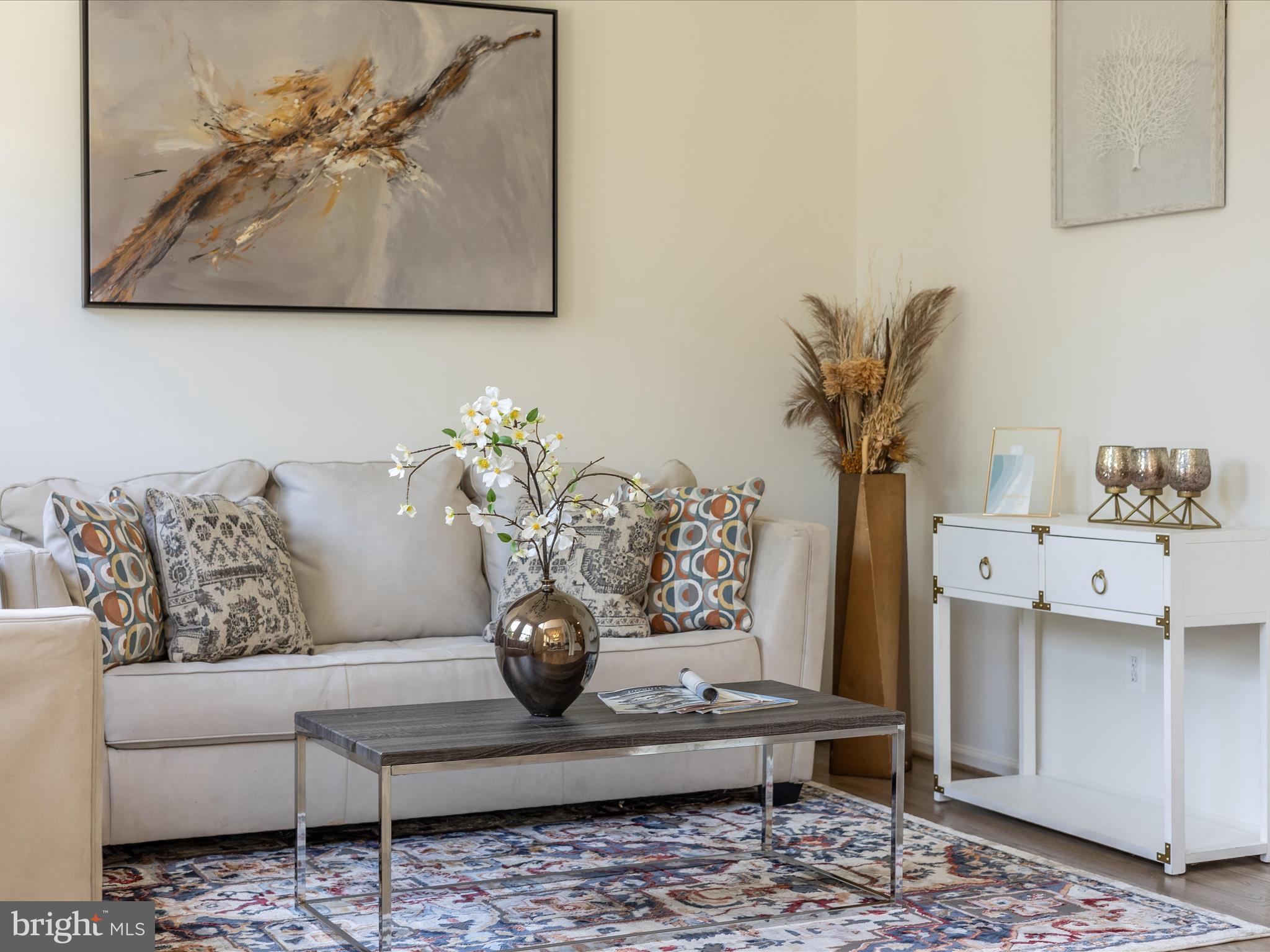 KINGSVIEW VILLAGE - Residential