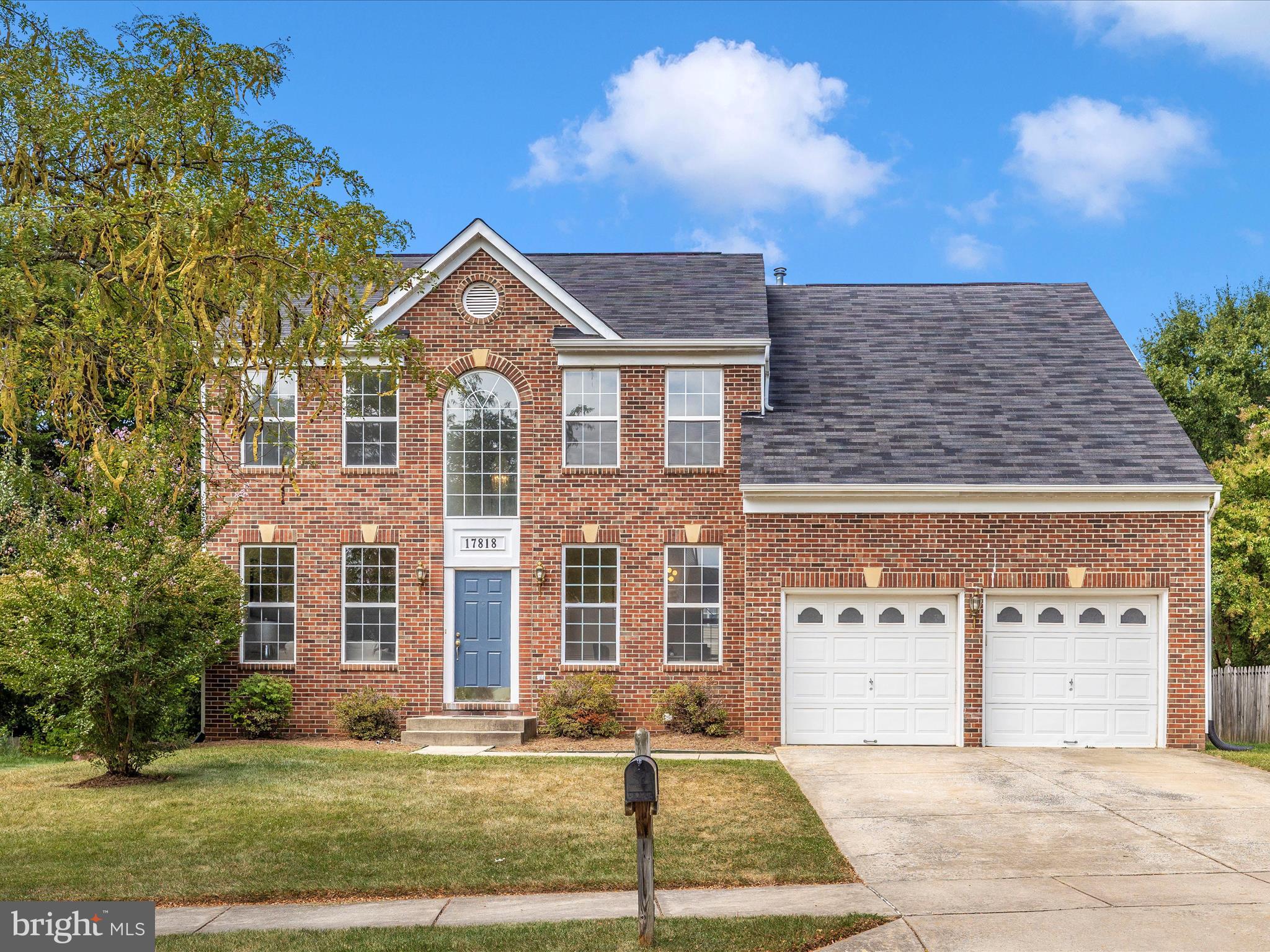 KINGSVIEW VILLAGE - Residential