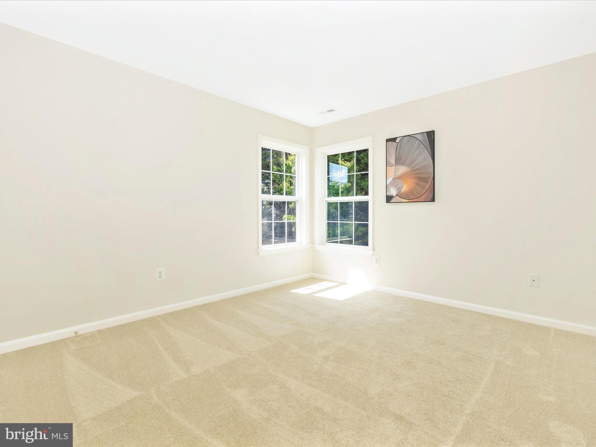 KINGSVIEW VILLAGE - Residential