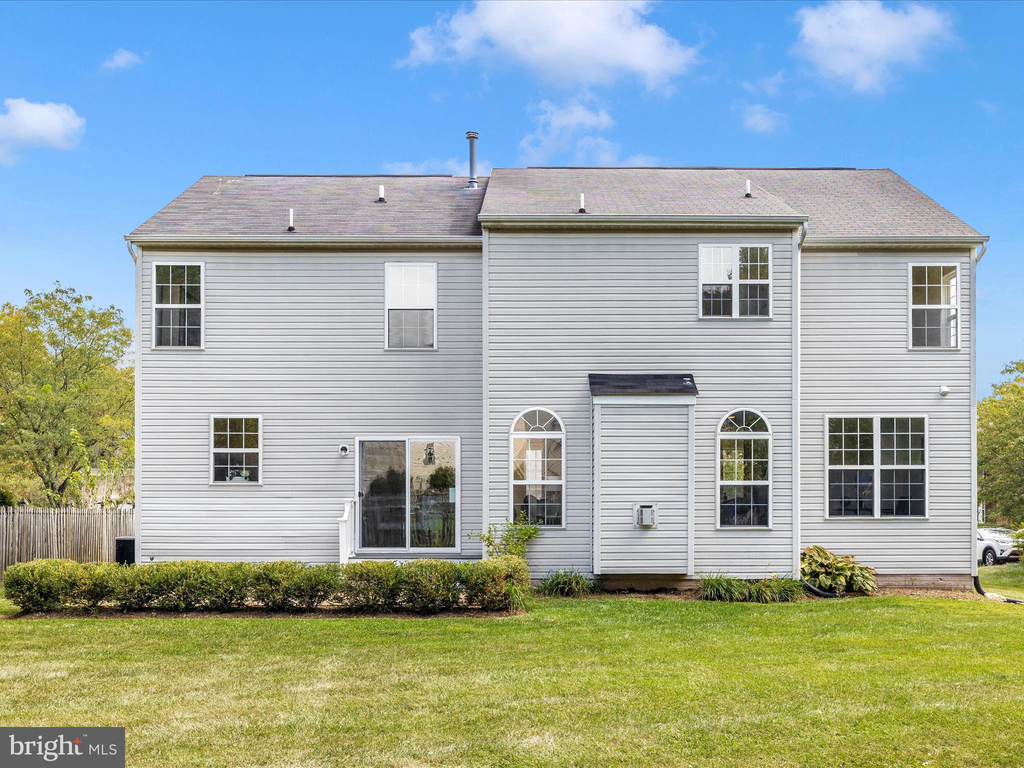 KINGSVIEW VILLAGE - Residential