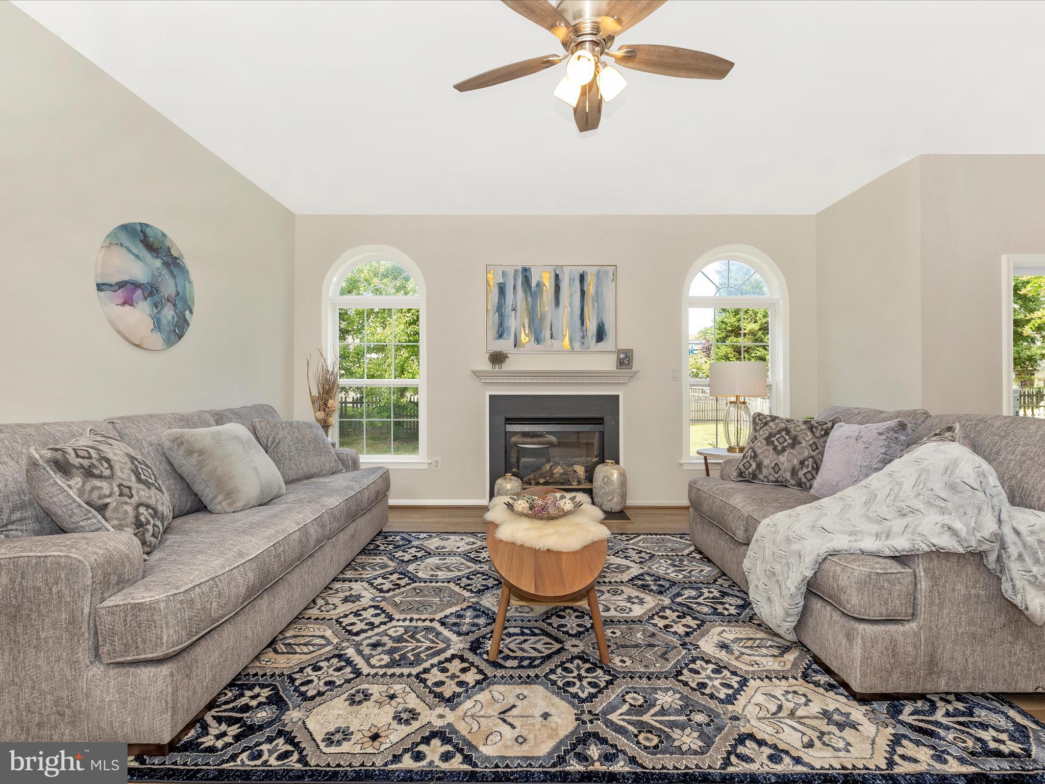 KINGSVIEW VILLAGE - Residential