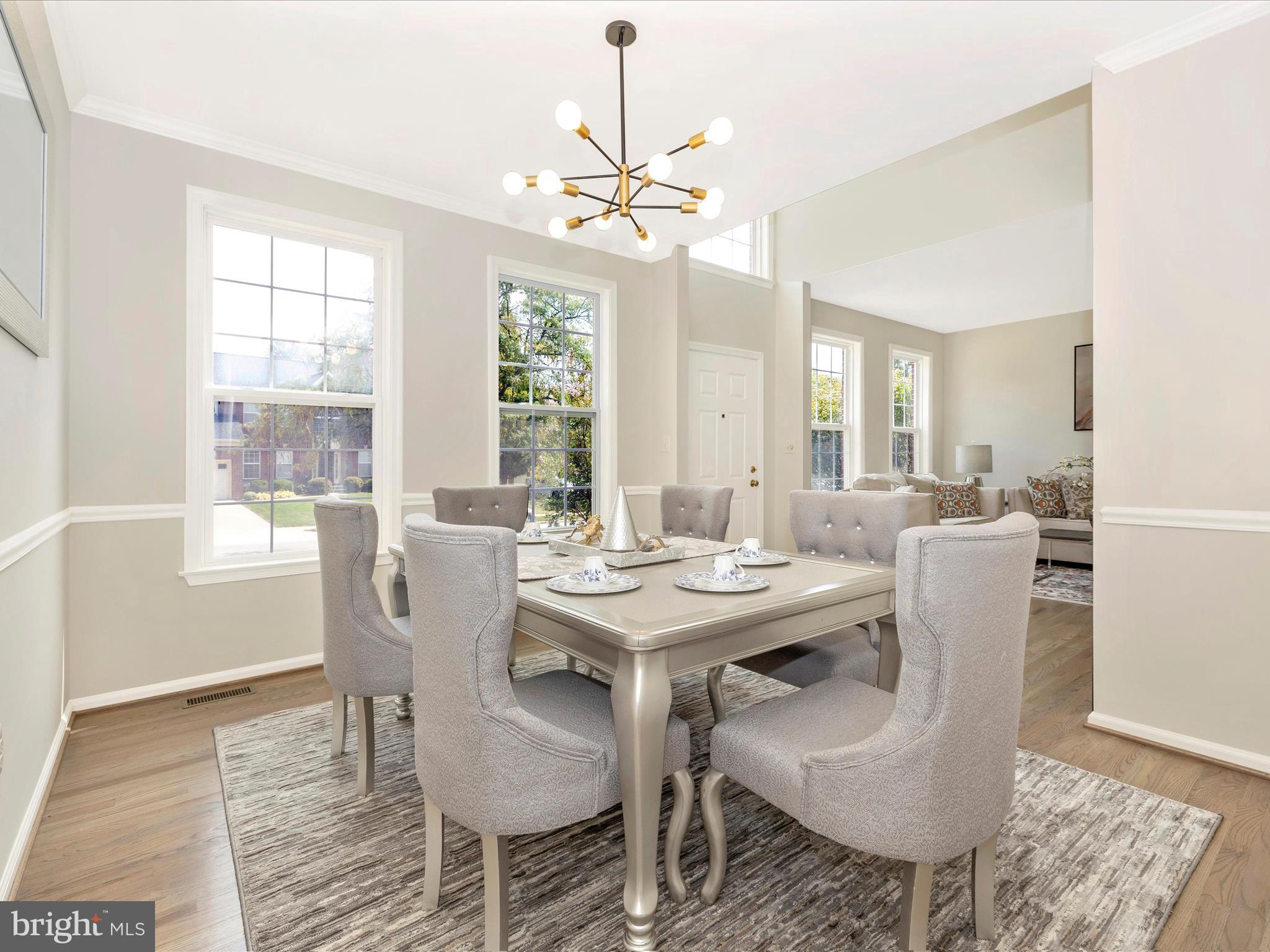 KINGSVIEW VILLAGE - Residential