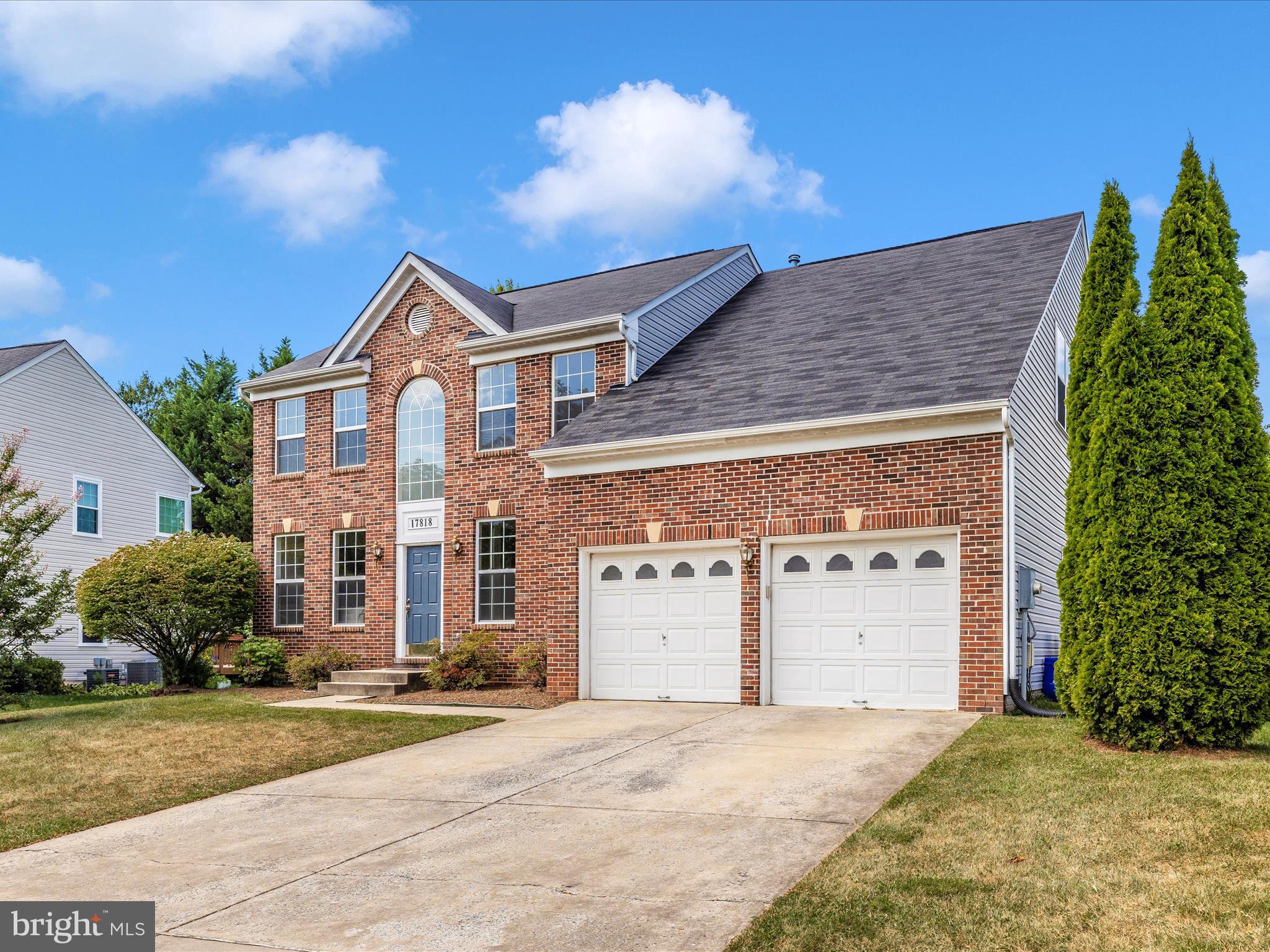 KINGSVIEW VILLAGE - Residential