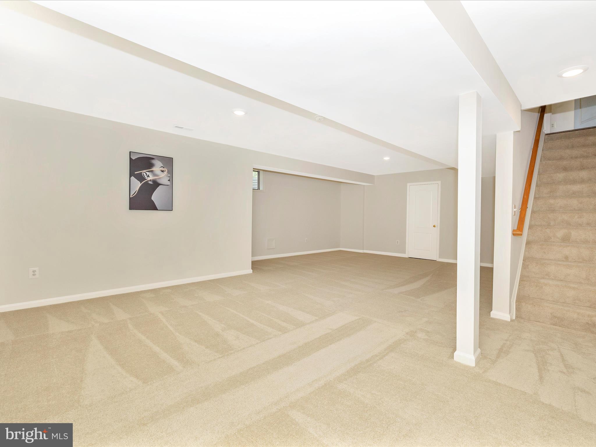 KINGSVIEW VILLAGE - Residential