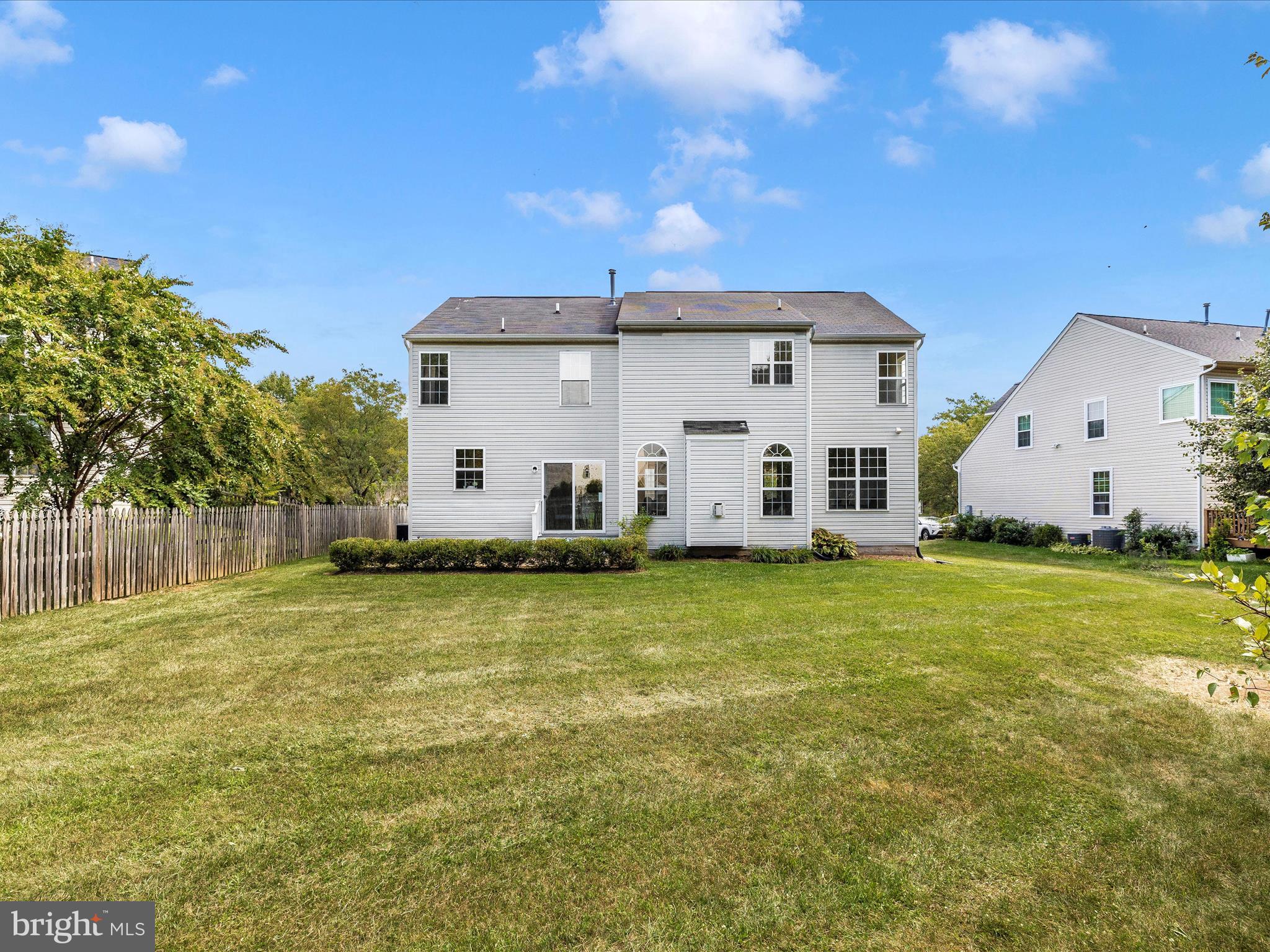 KINGSVIEW VILLAGE - Residential