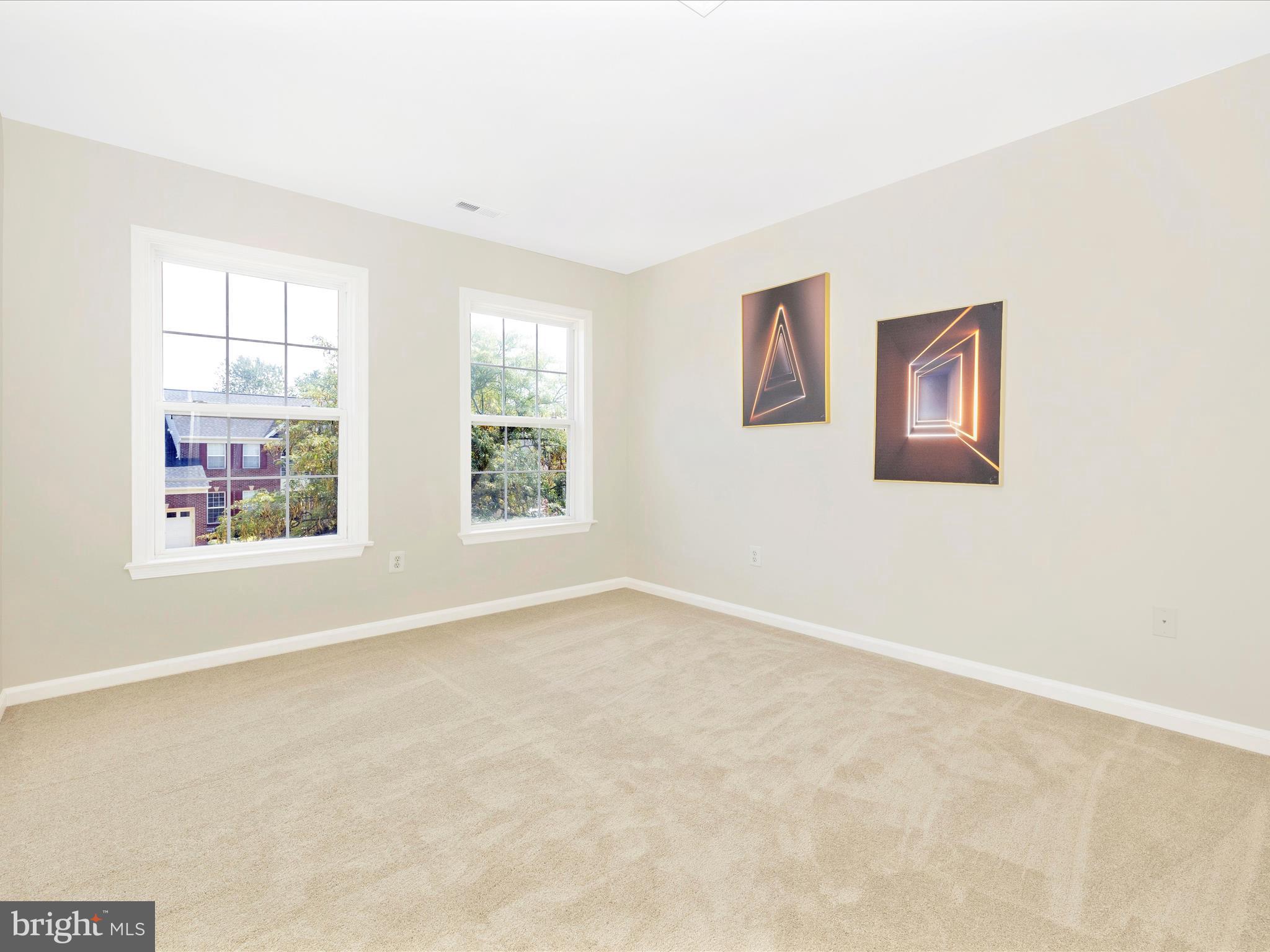 KINGSVIEW VILLAGE - Residential