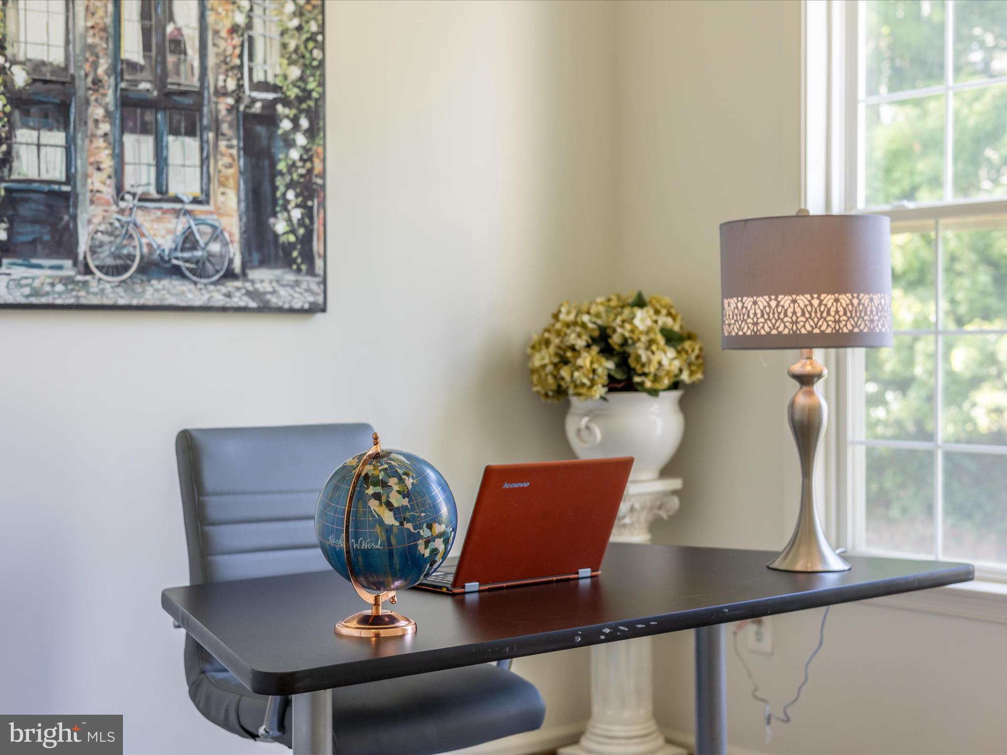 KINGSVIEW VILLAGE - Residential