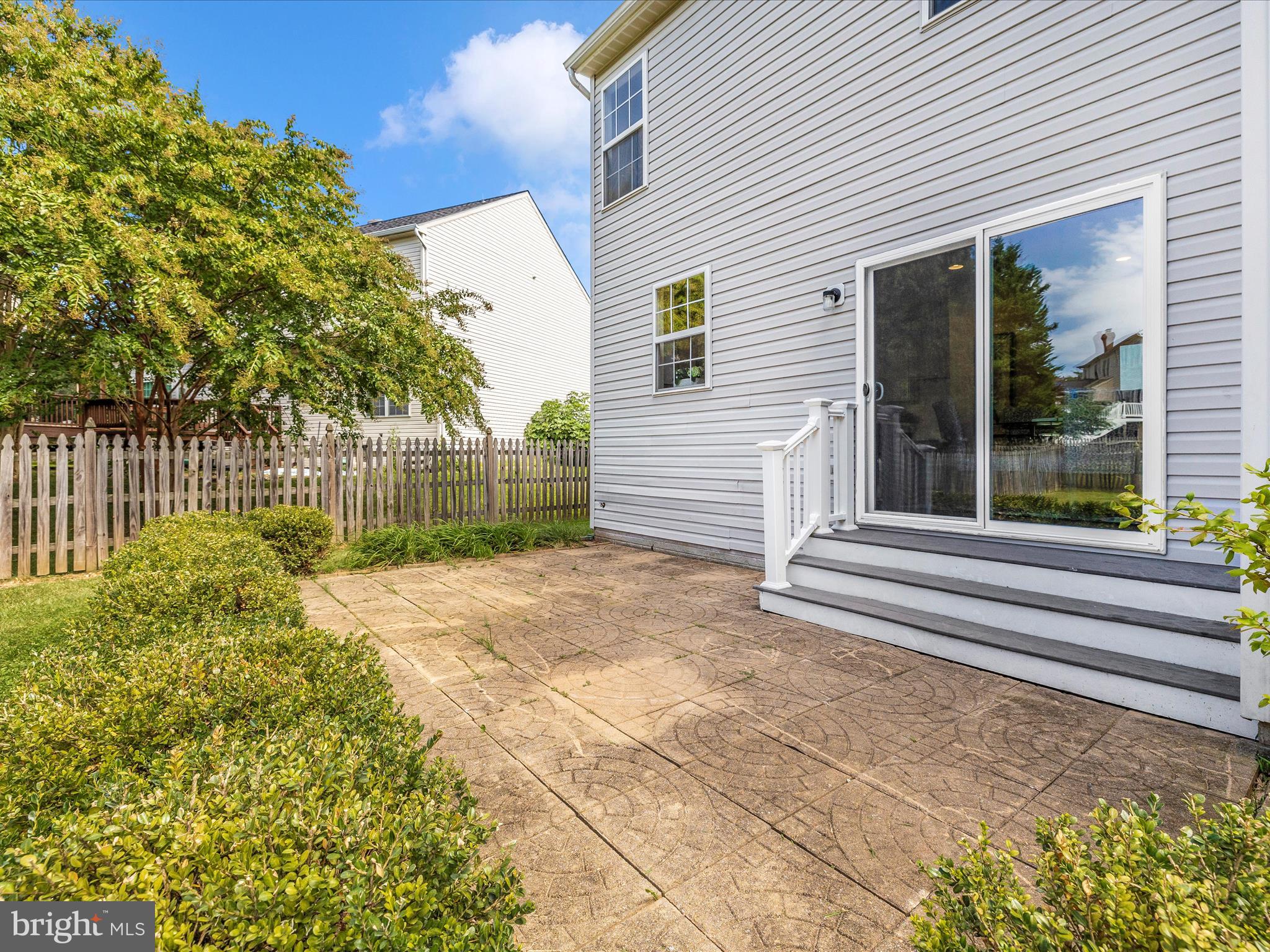 KINGSVIEW VILLAGE - Residential