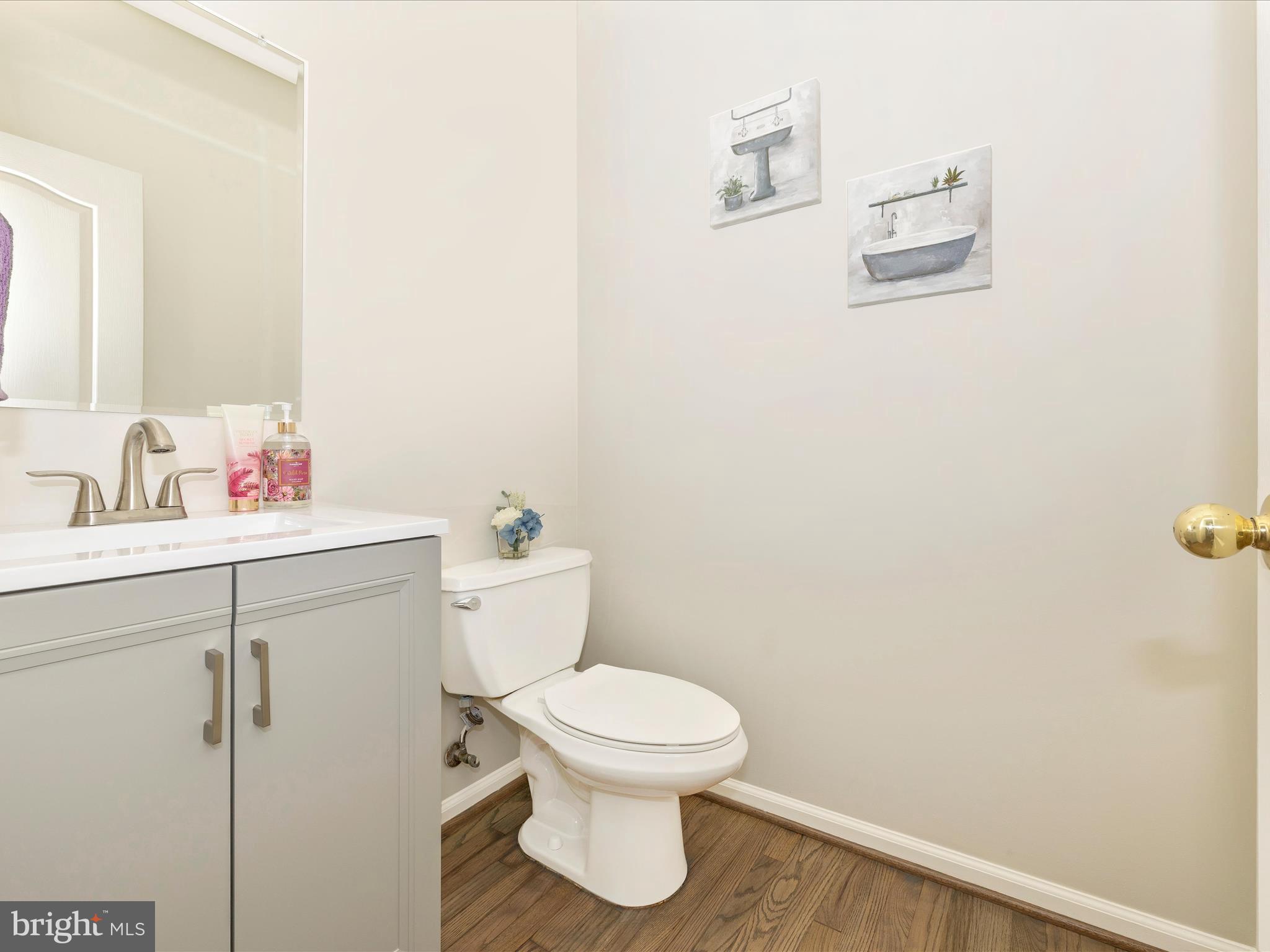 KINGSVIEW VILLAGE - Residential