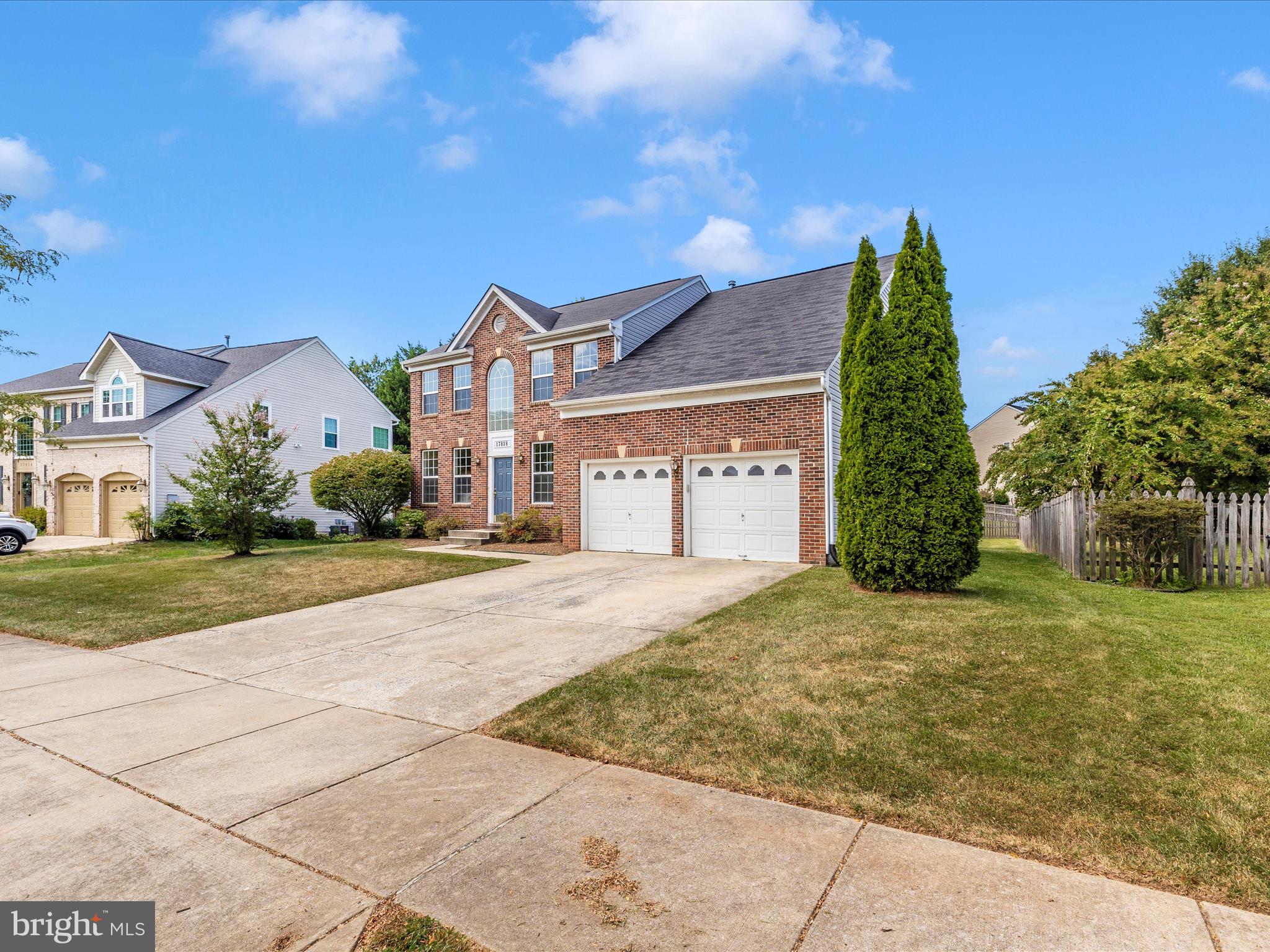 KINGSVIEW VILLAGE - Residential