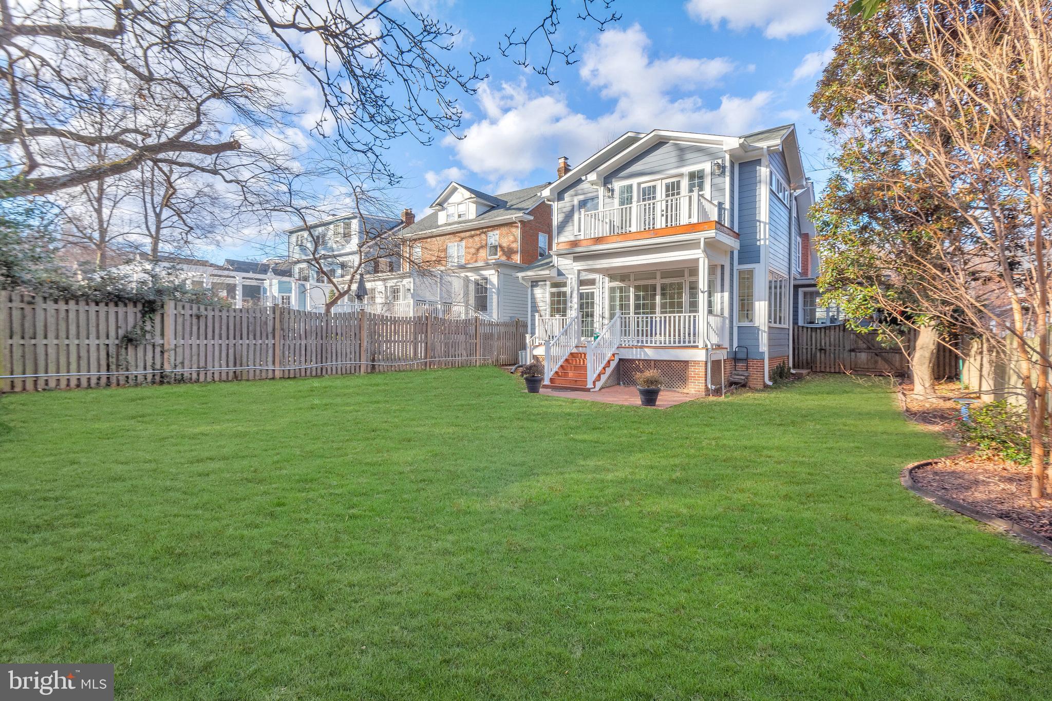 ROSEMONT - Residential