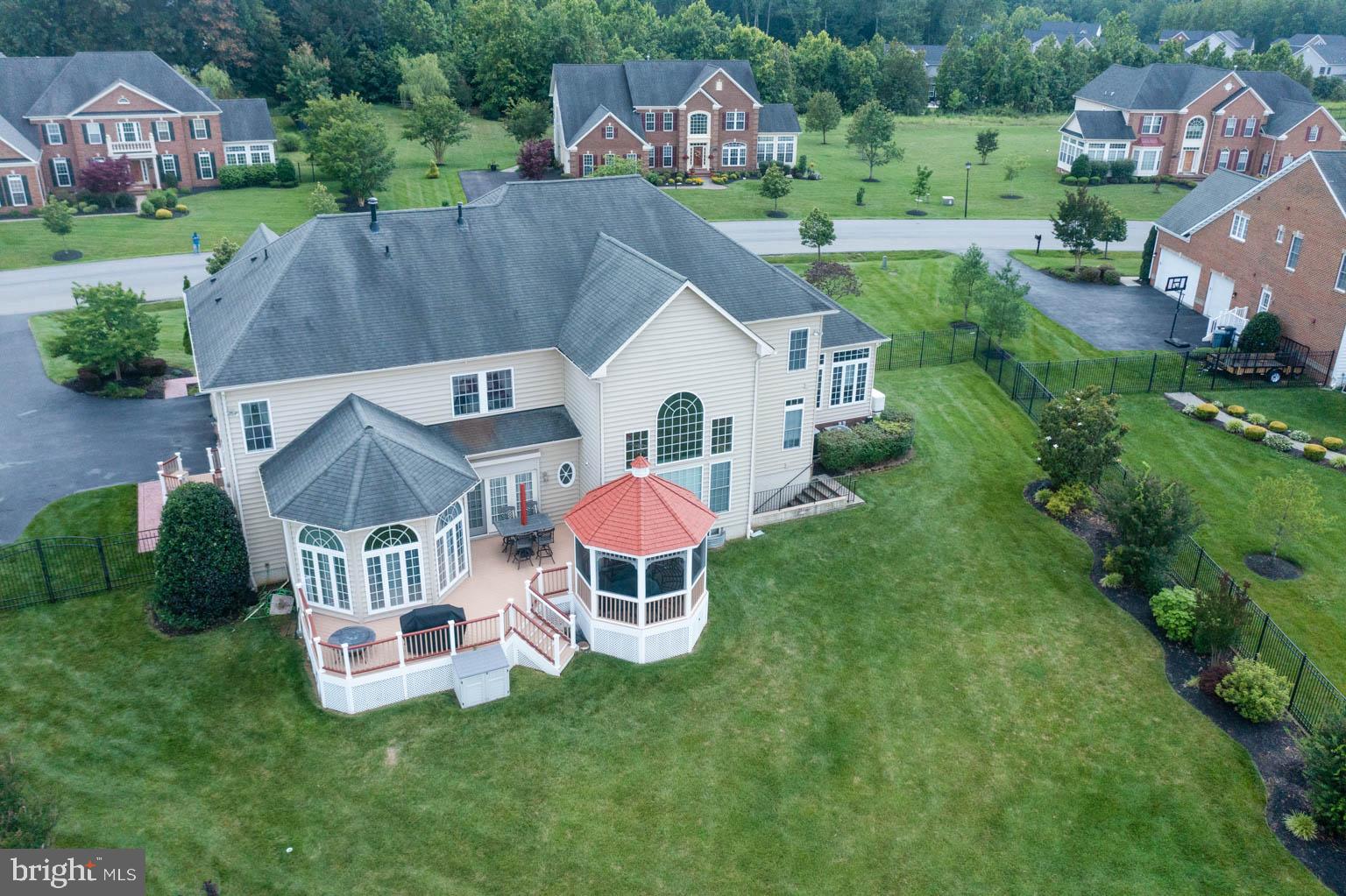 FAIRWOOD - Residential