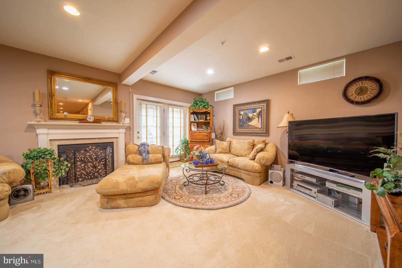 FAIRWOOD - Residential