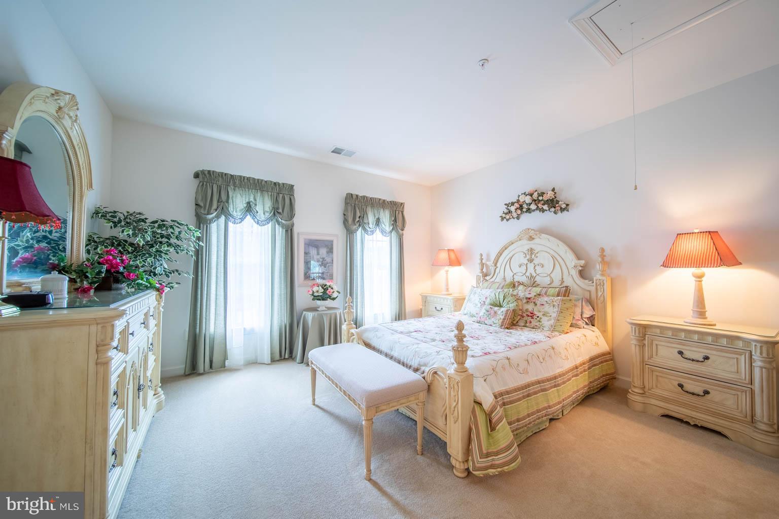 FAIRWOOD - Residential