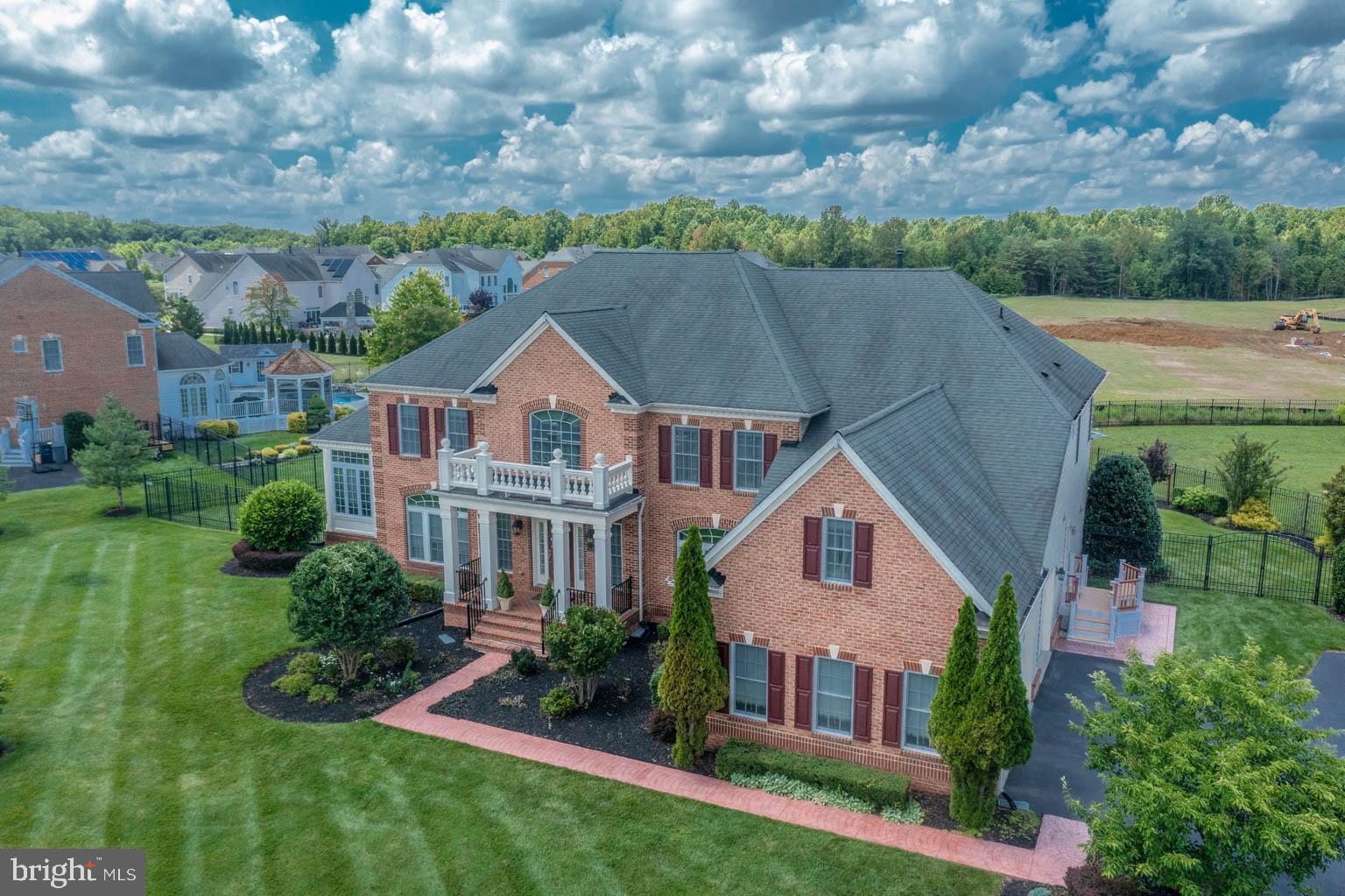 FAIRWOOD - Residential