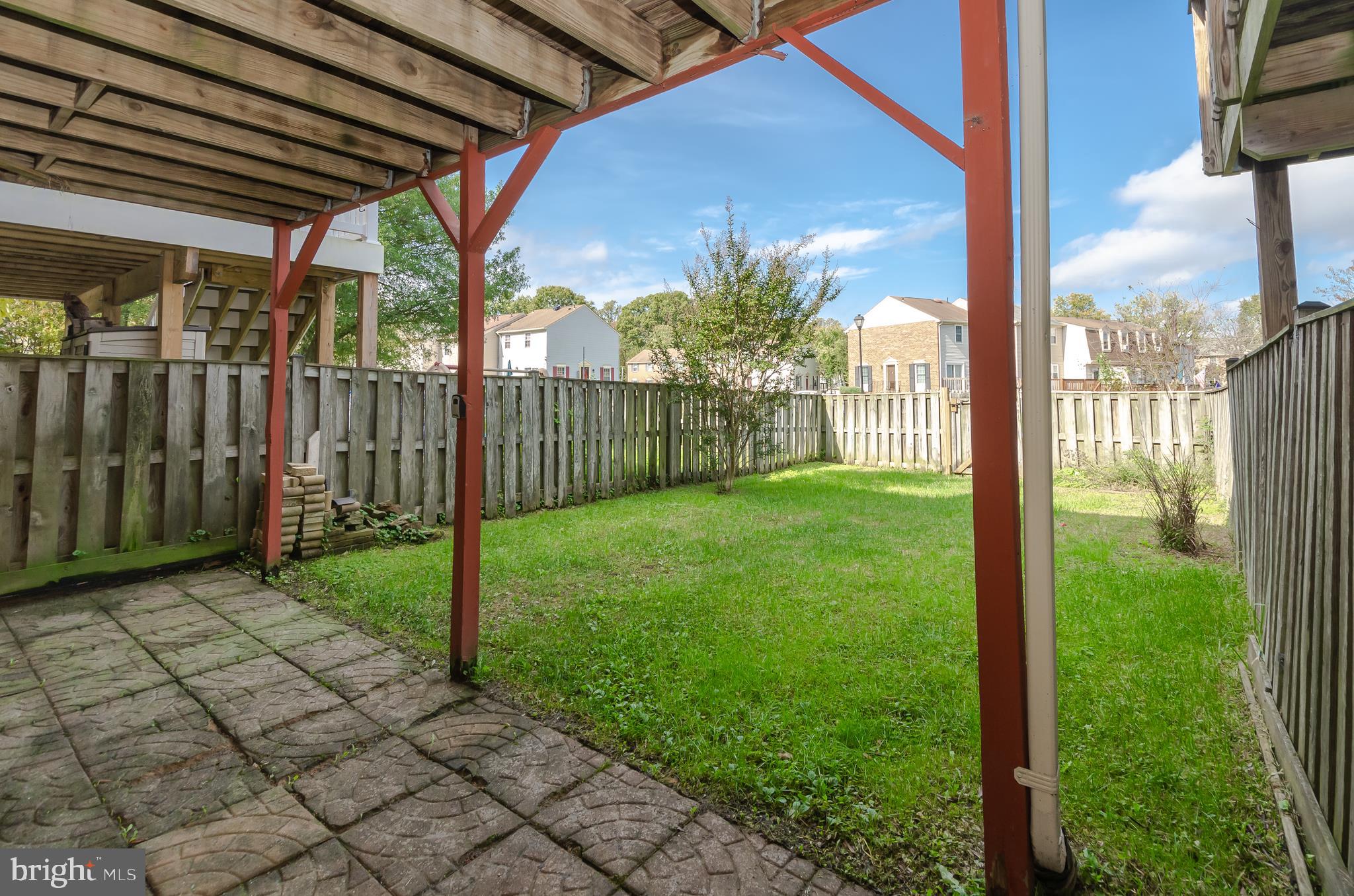 ELIZABETHS LANDING - Residential