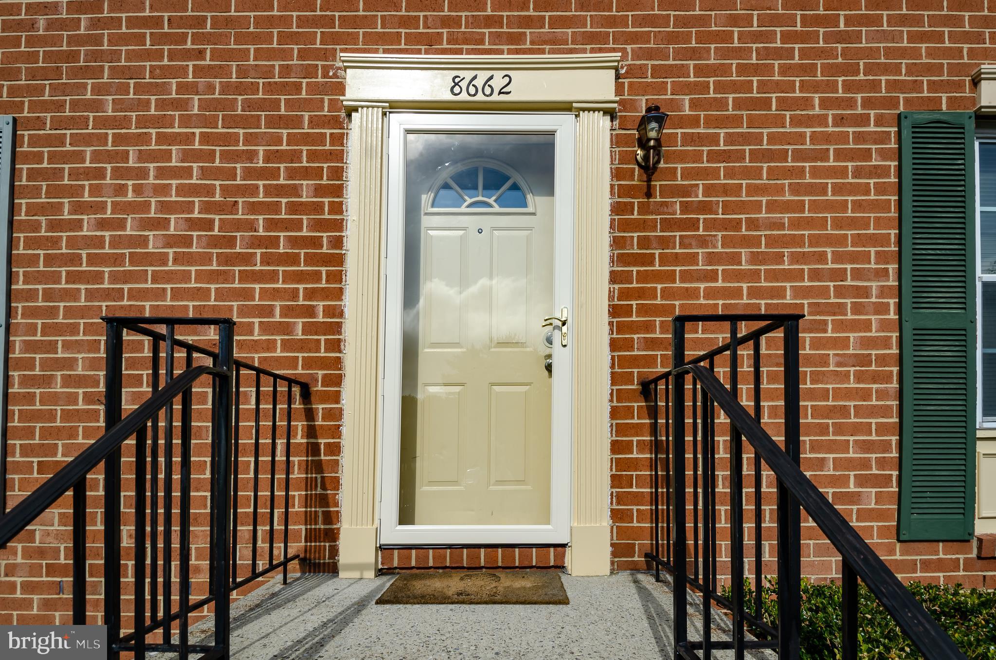 ELIZABETHS LANDING - Residential