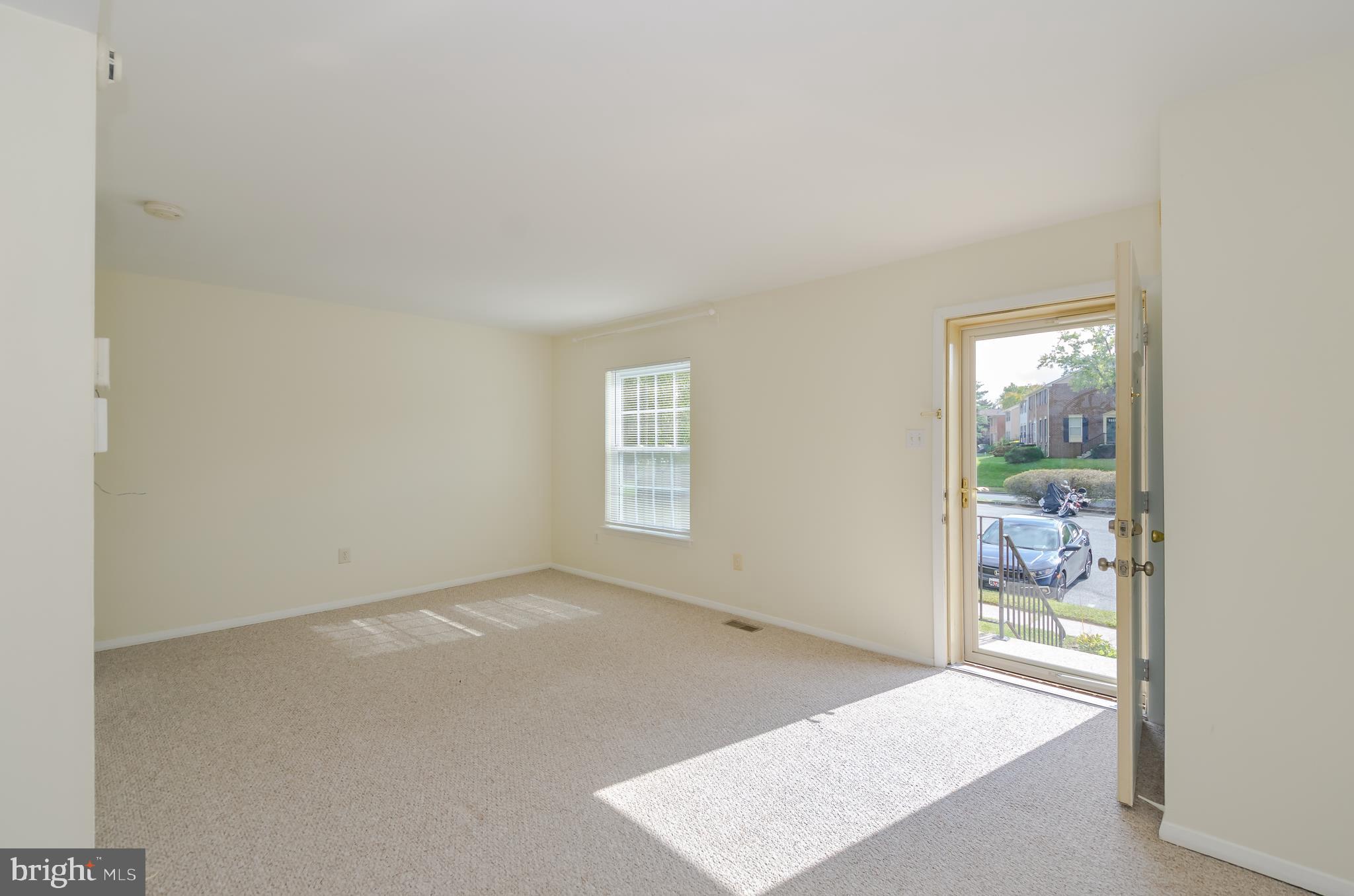 ELIZABETHS LANDING - Residential