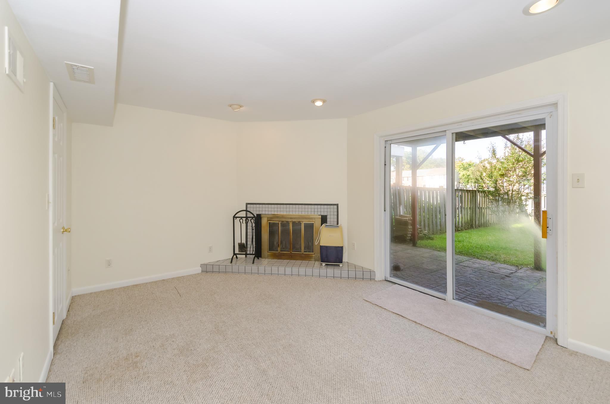 ELIZABETHS LANDING - Residential