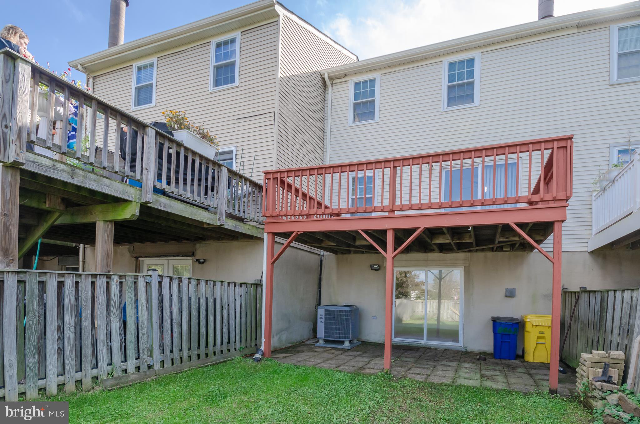 ELIZABETHS LANDING - Residential