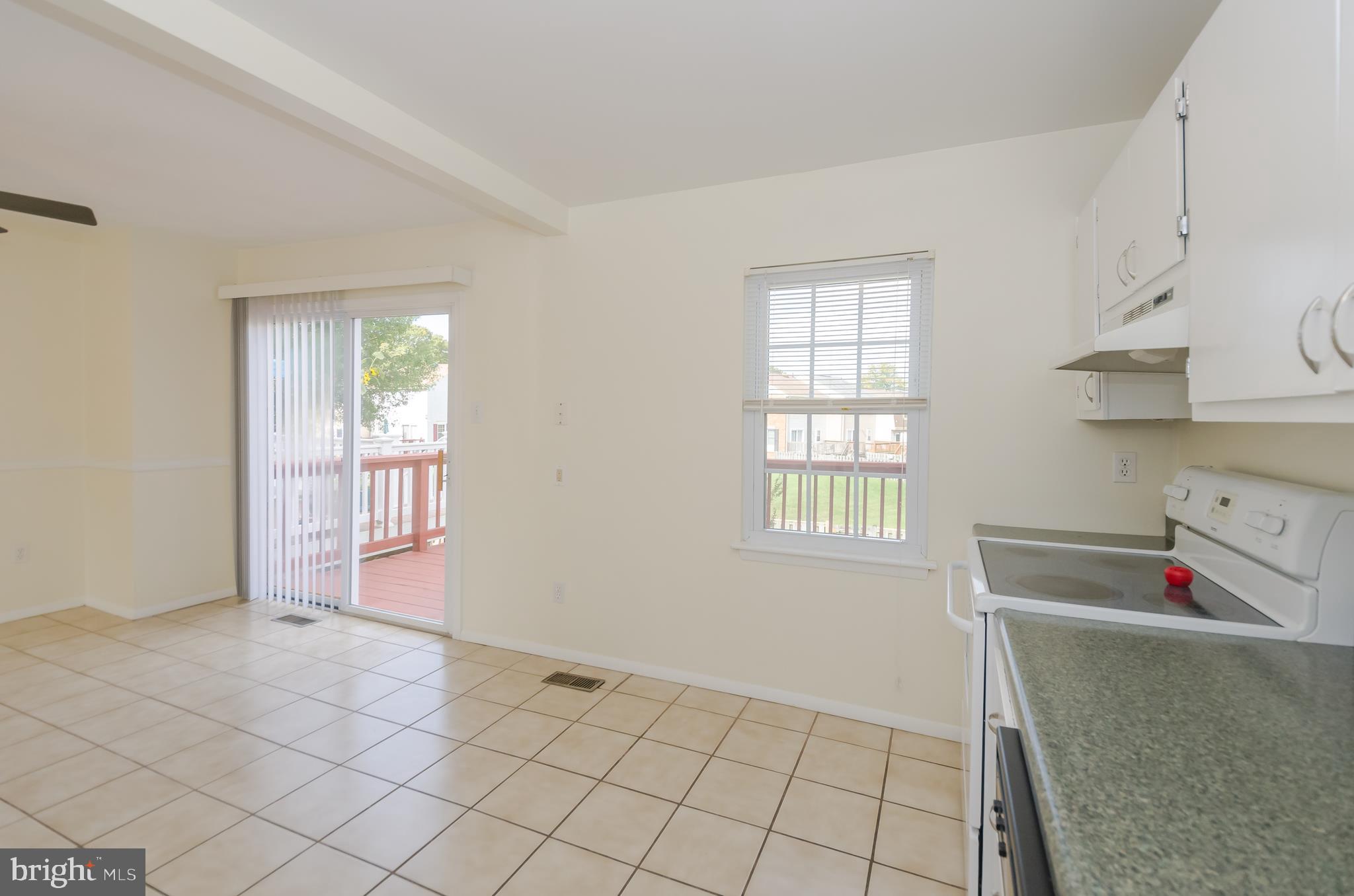 ELIZABETHS LANDING - Residential