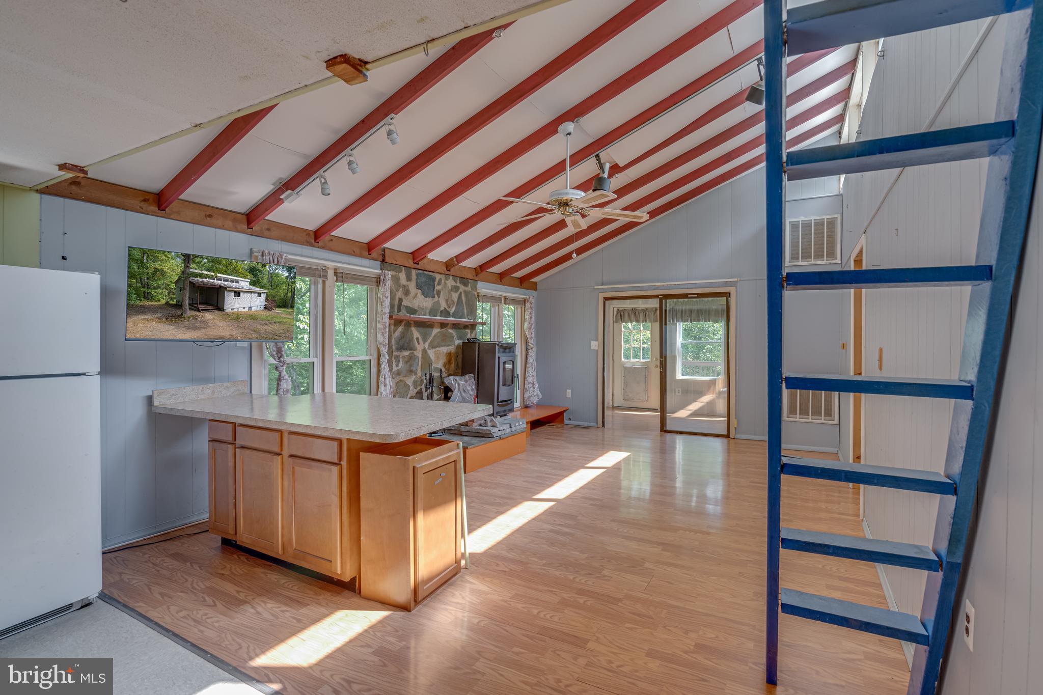 MONTEVALLO HILLS - Residential