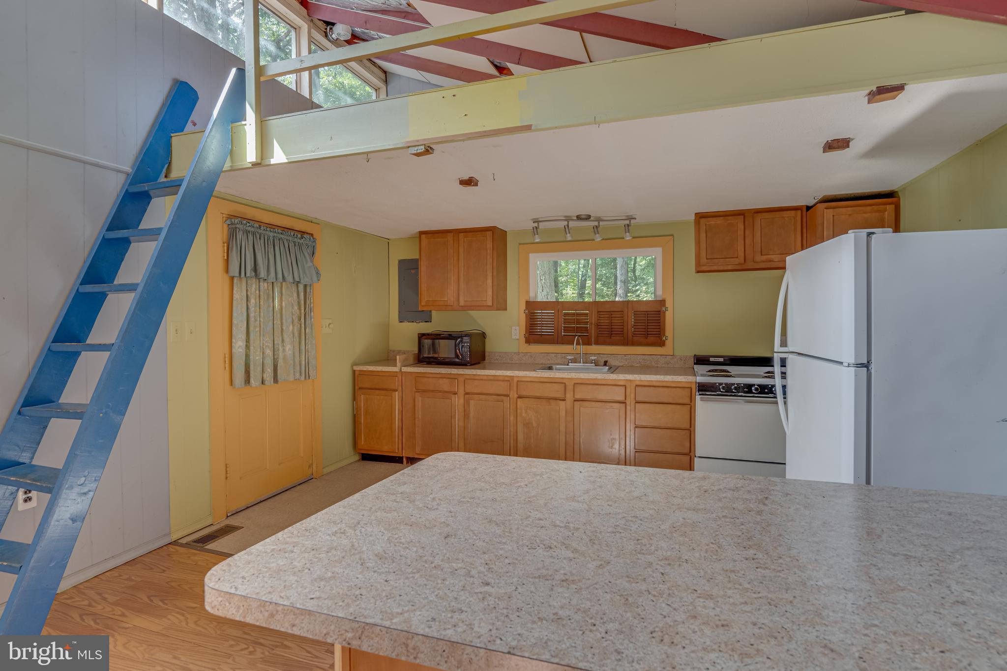 MONTEVALLO HILLS - Residential