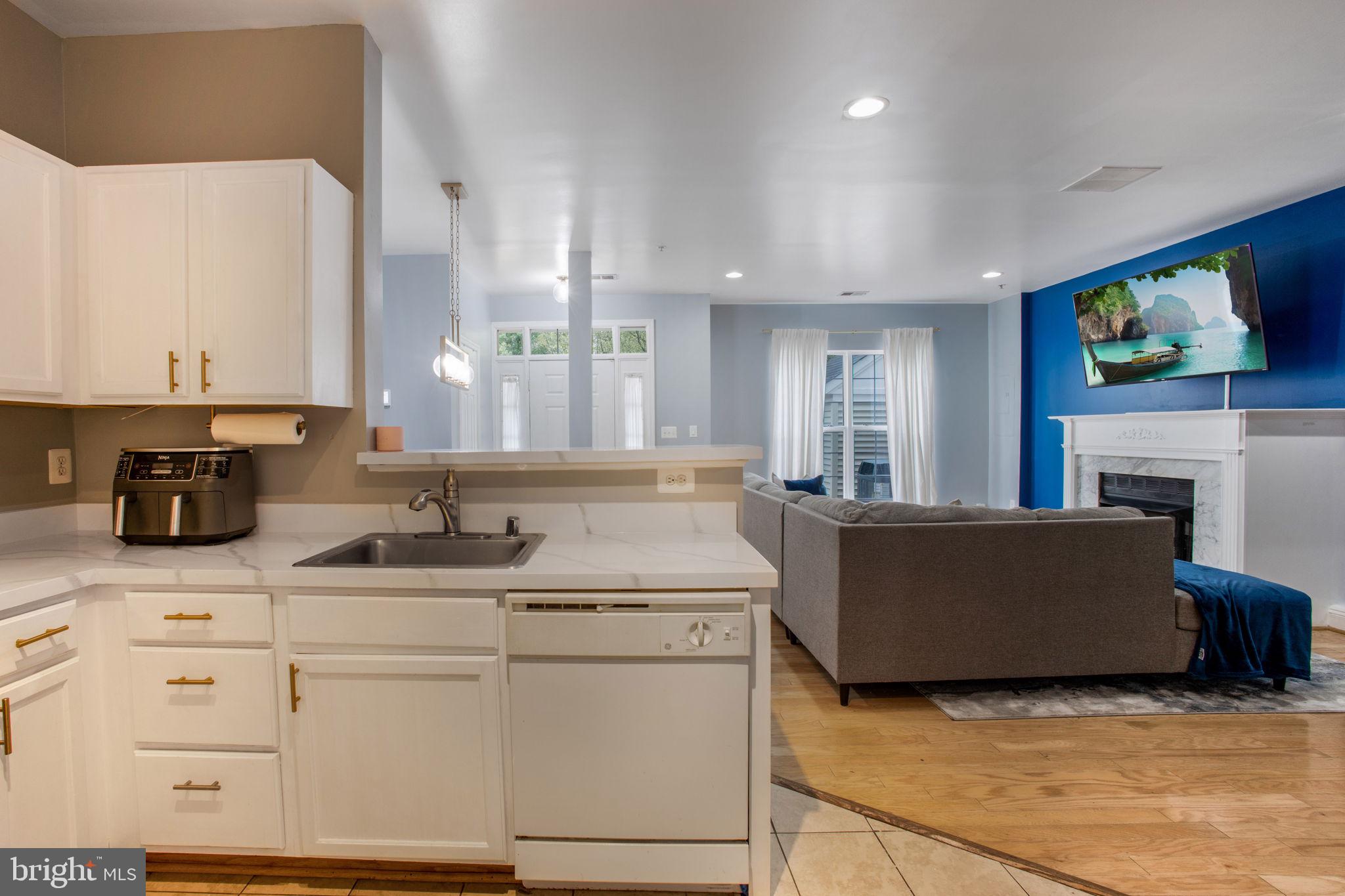 PINEY ORCHARD - Residential