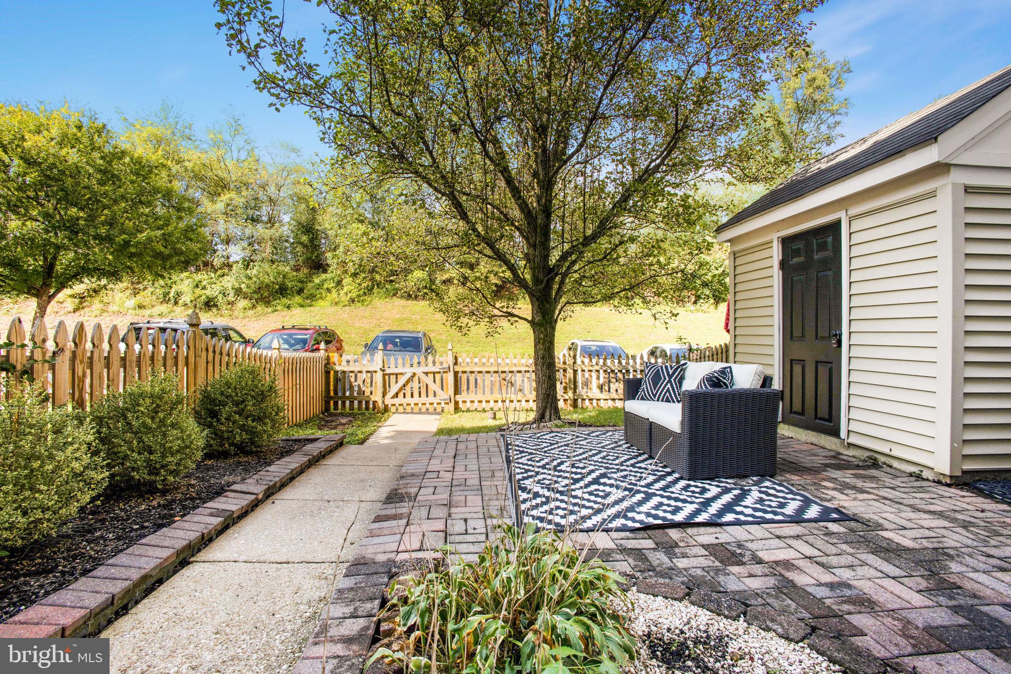 PINEY ORCHARD - Residential