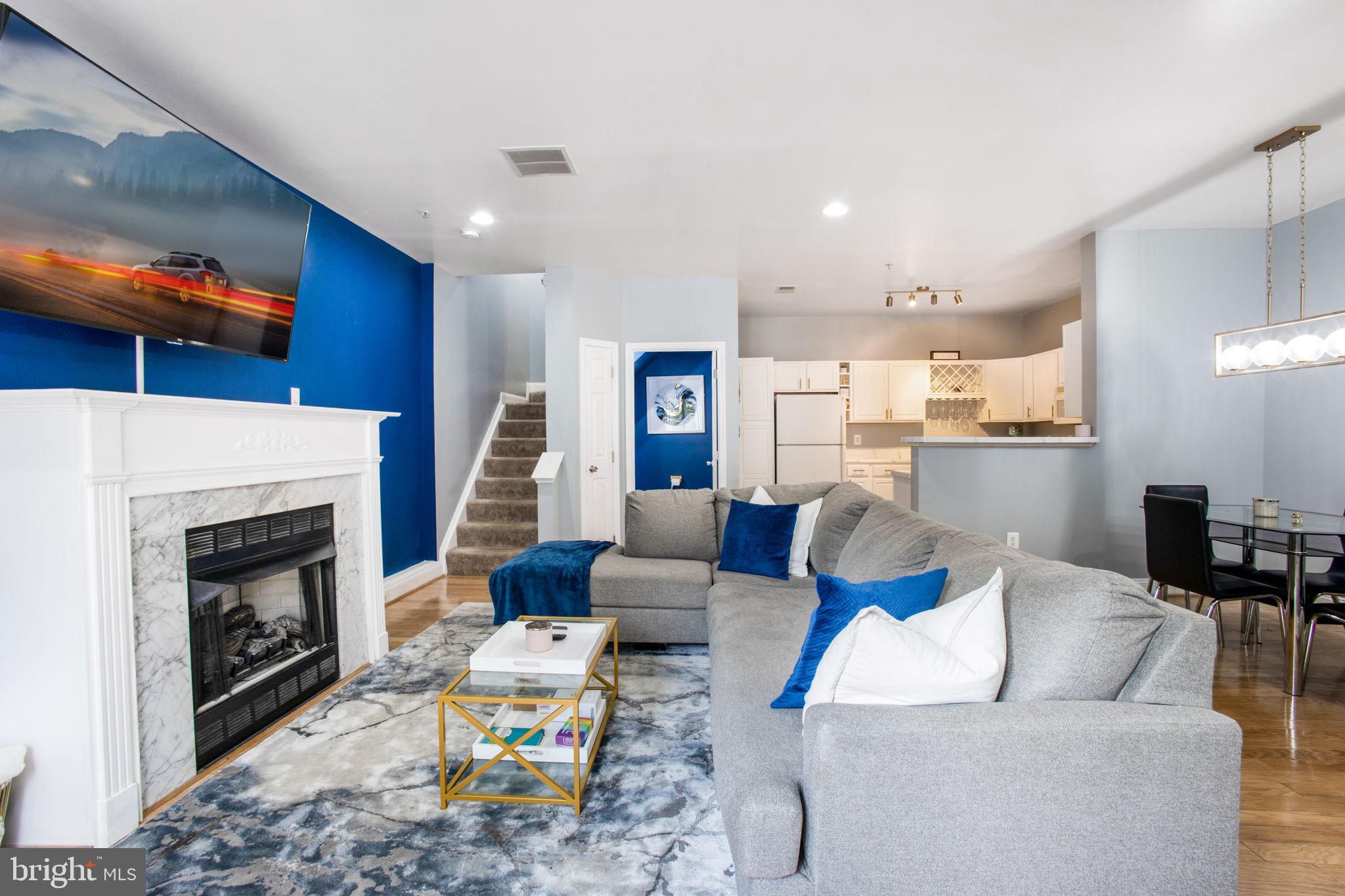 PINEY ORCHARD - Residential