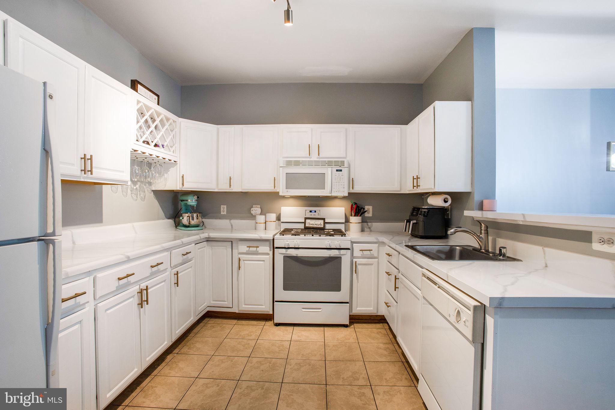 PINEY ORCHARD - Residential