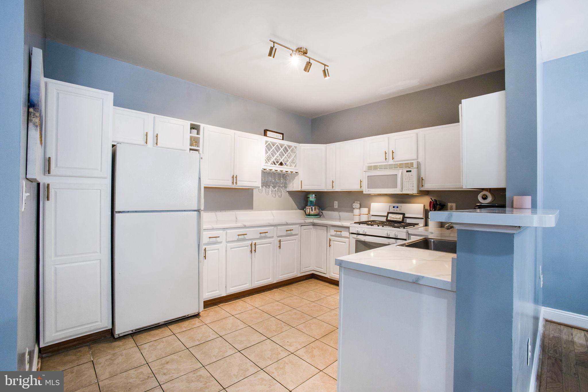 PINEY ORCHARD - Residential