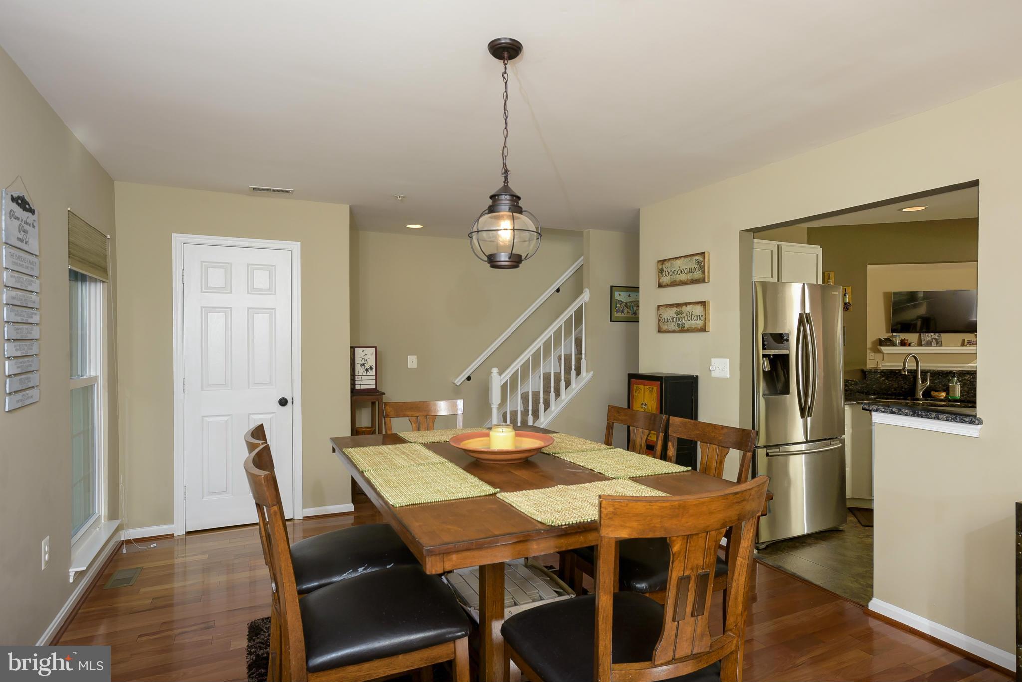 FALCON CREST - Residential