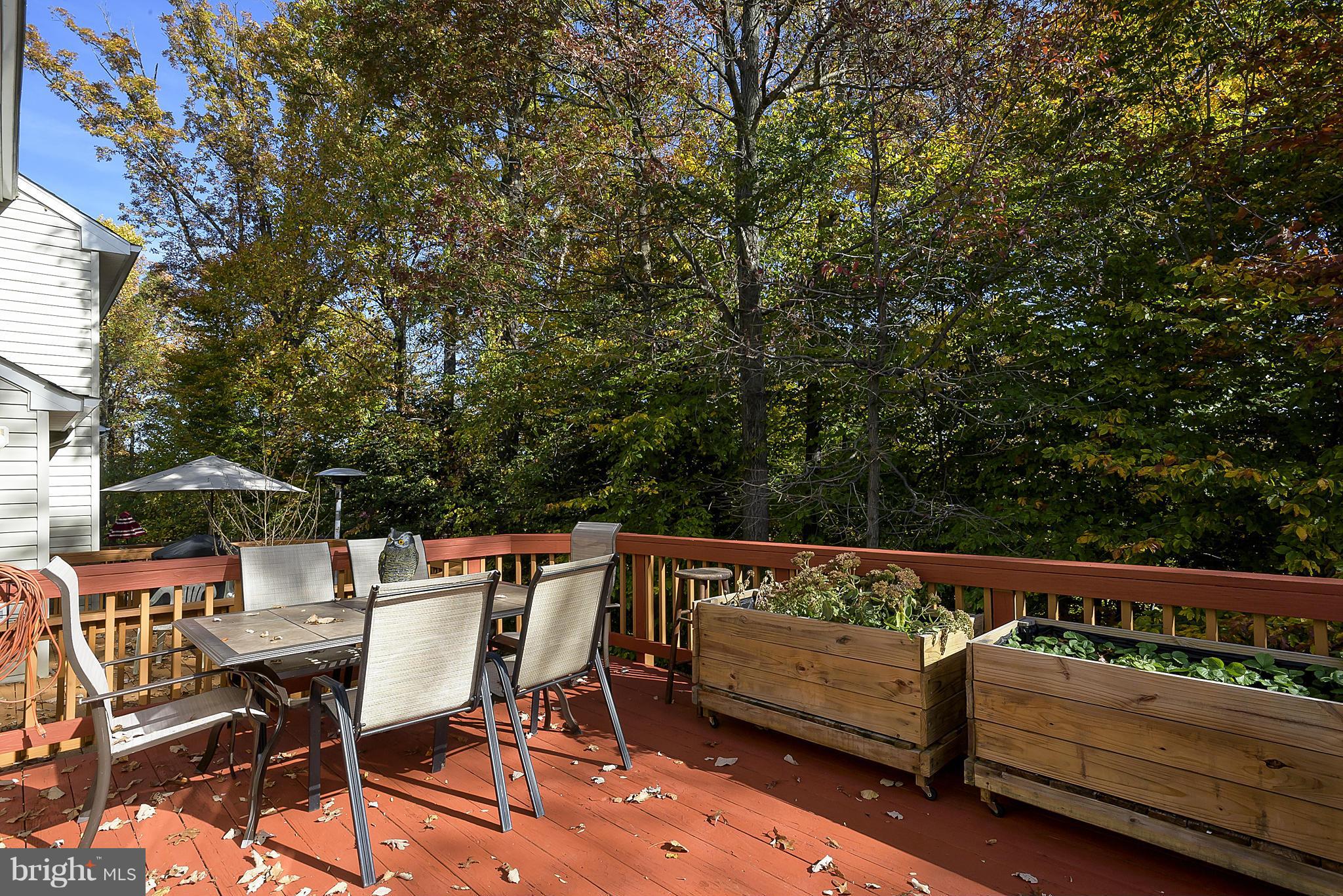 FALCON CREST - Residential