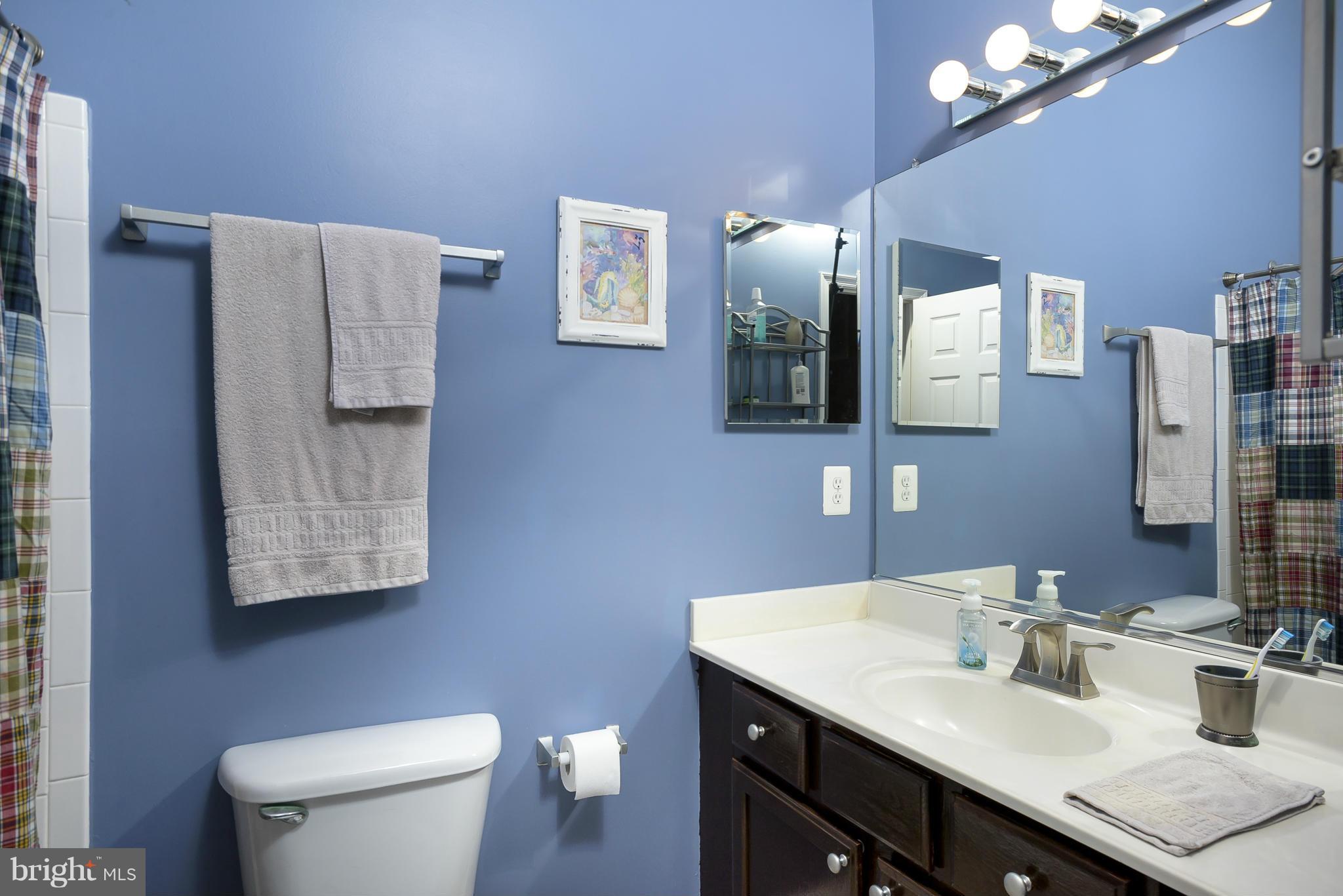 FALCON CREST - Residential