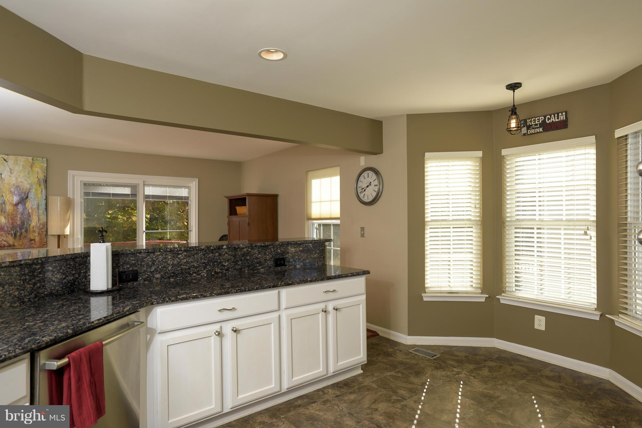 FALCON CREST - Residential