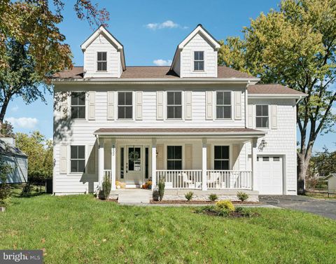 5532 HALWIS STREET ALEXANDRIA VA 22303