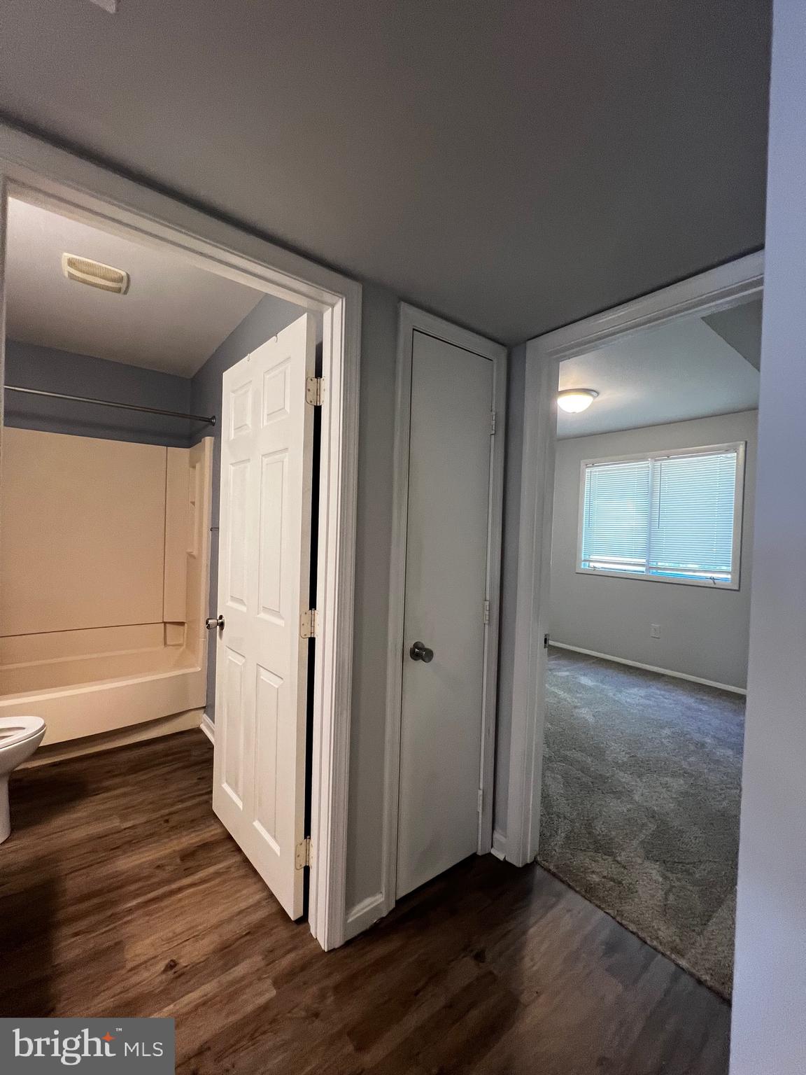 GLOUCESTER CONDOMINIUMS - Residential