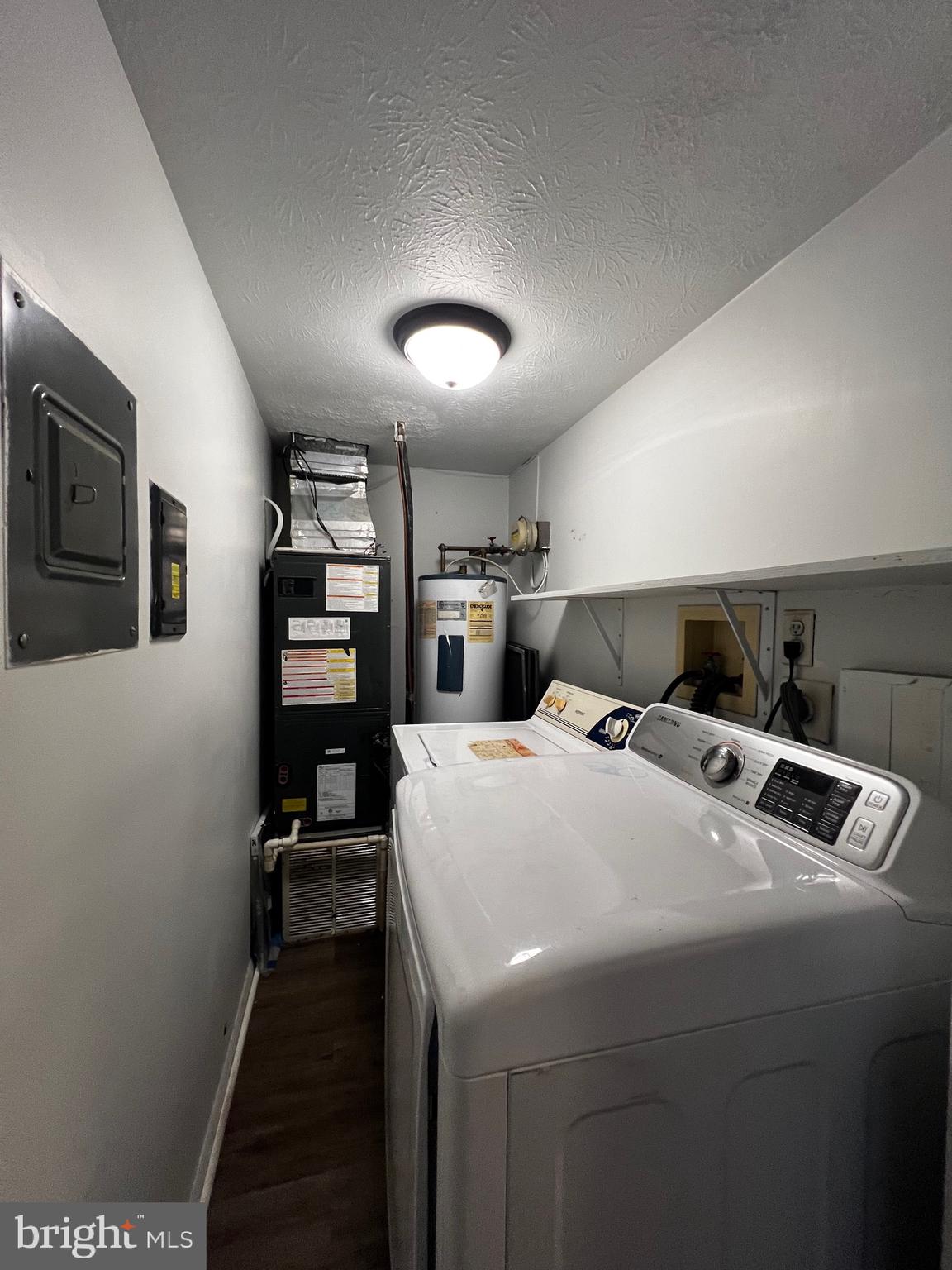 GLOUCESTER CONDOMINIUMS - Residential