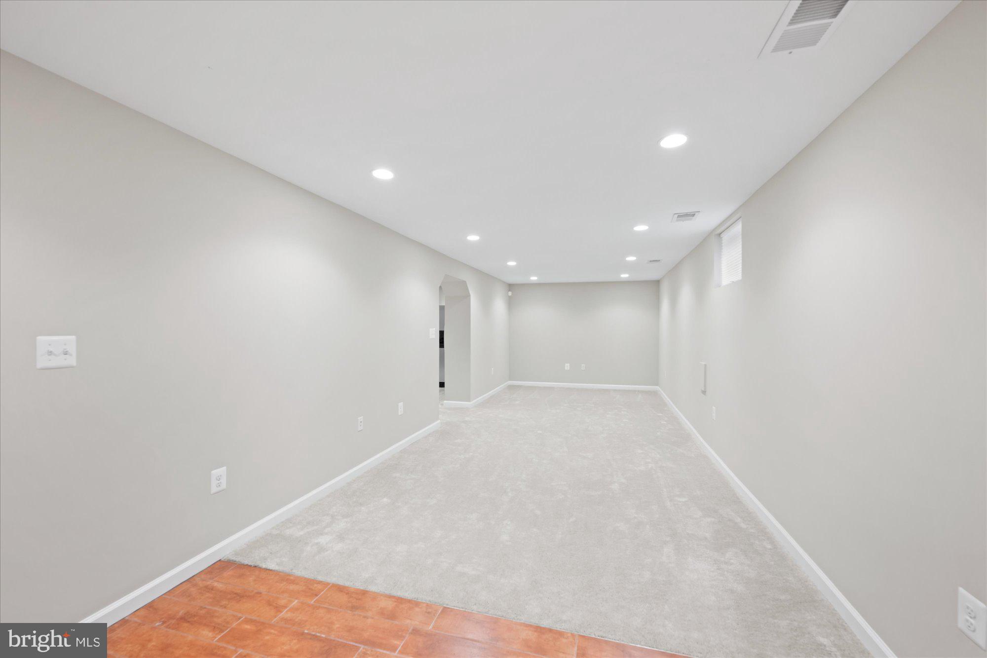 ALEXANDRIA - Residential