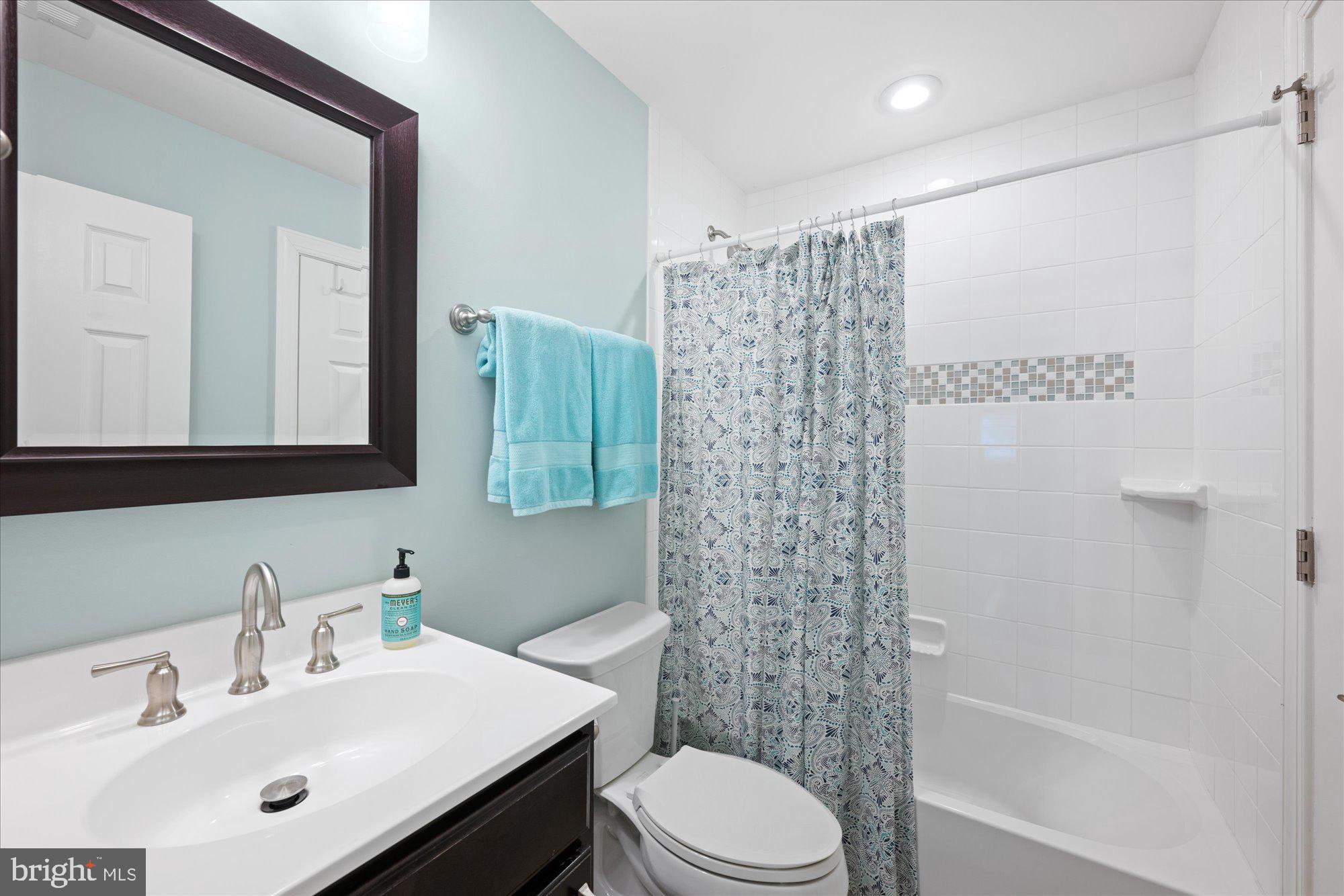 ALEXANDRIA - Residential