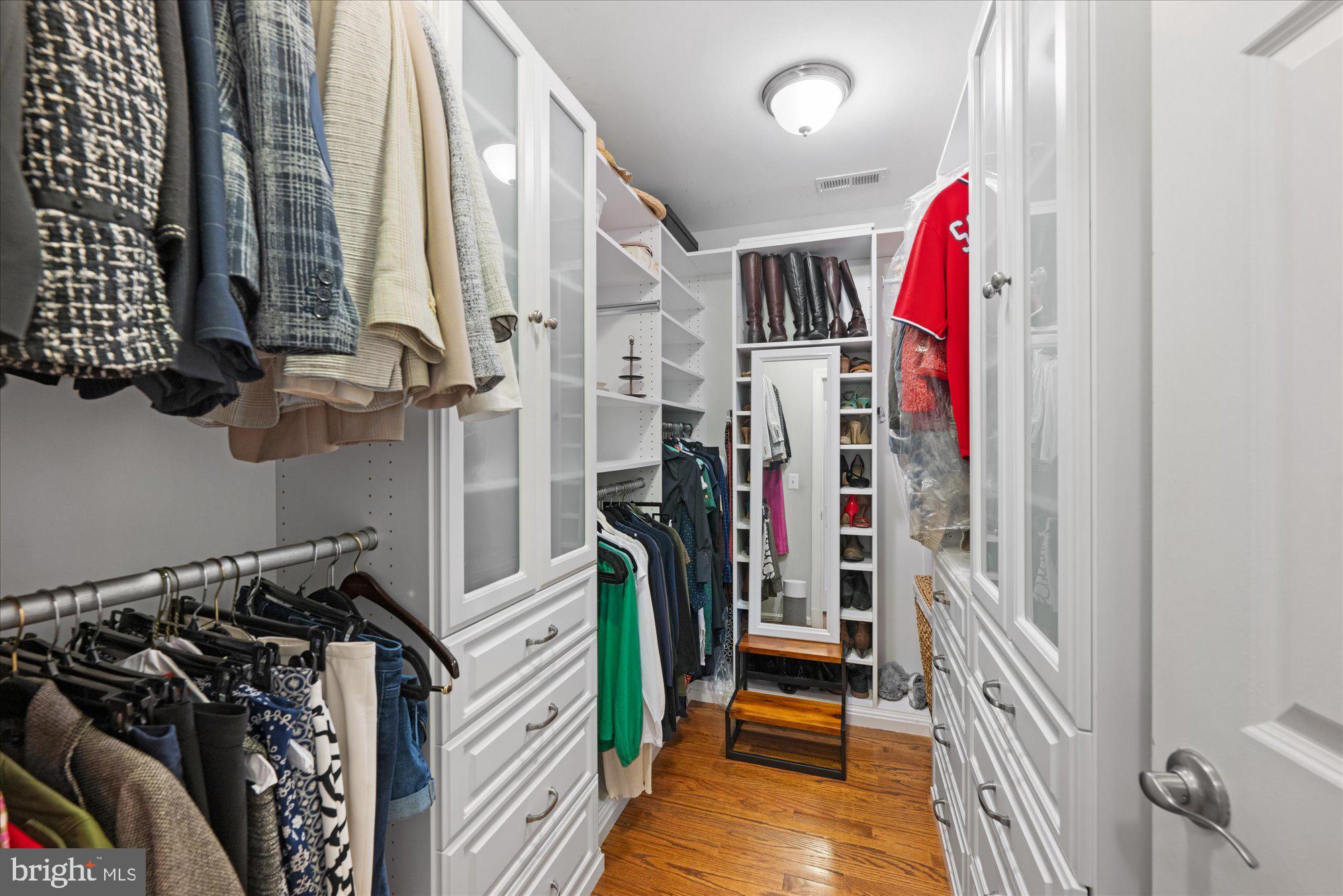 ALEXANDRIA - Residential