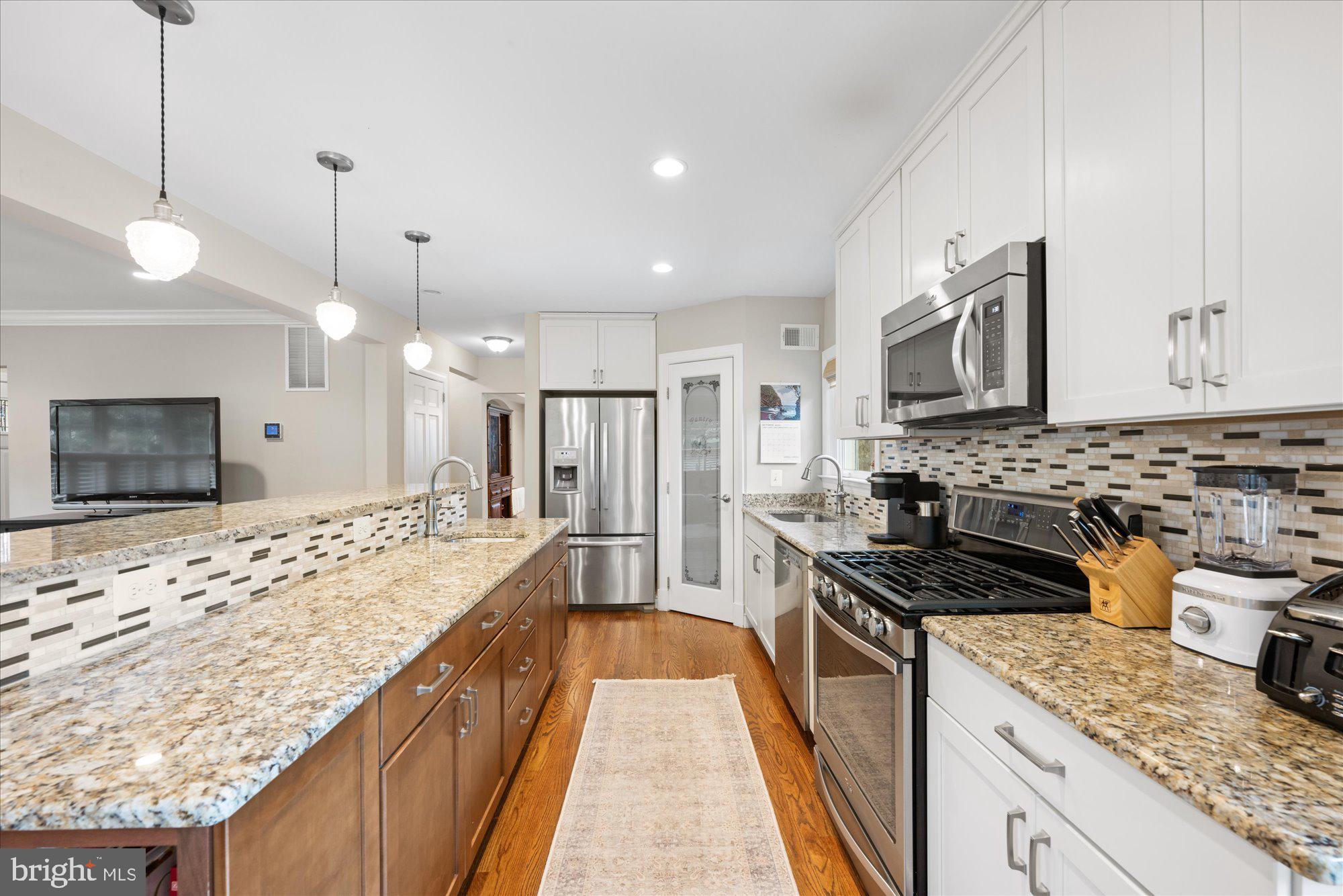 ALEXANDRIA - Residential