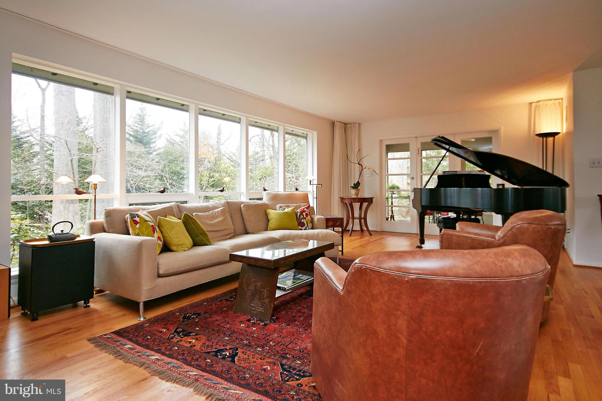 STRATFORD HILLS - Residential