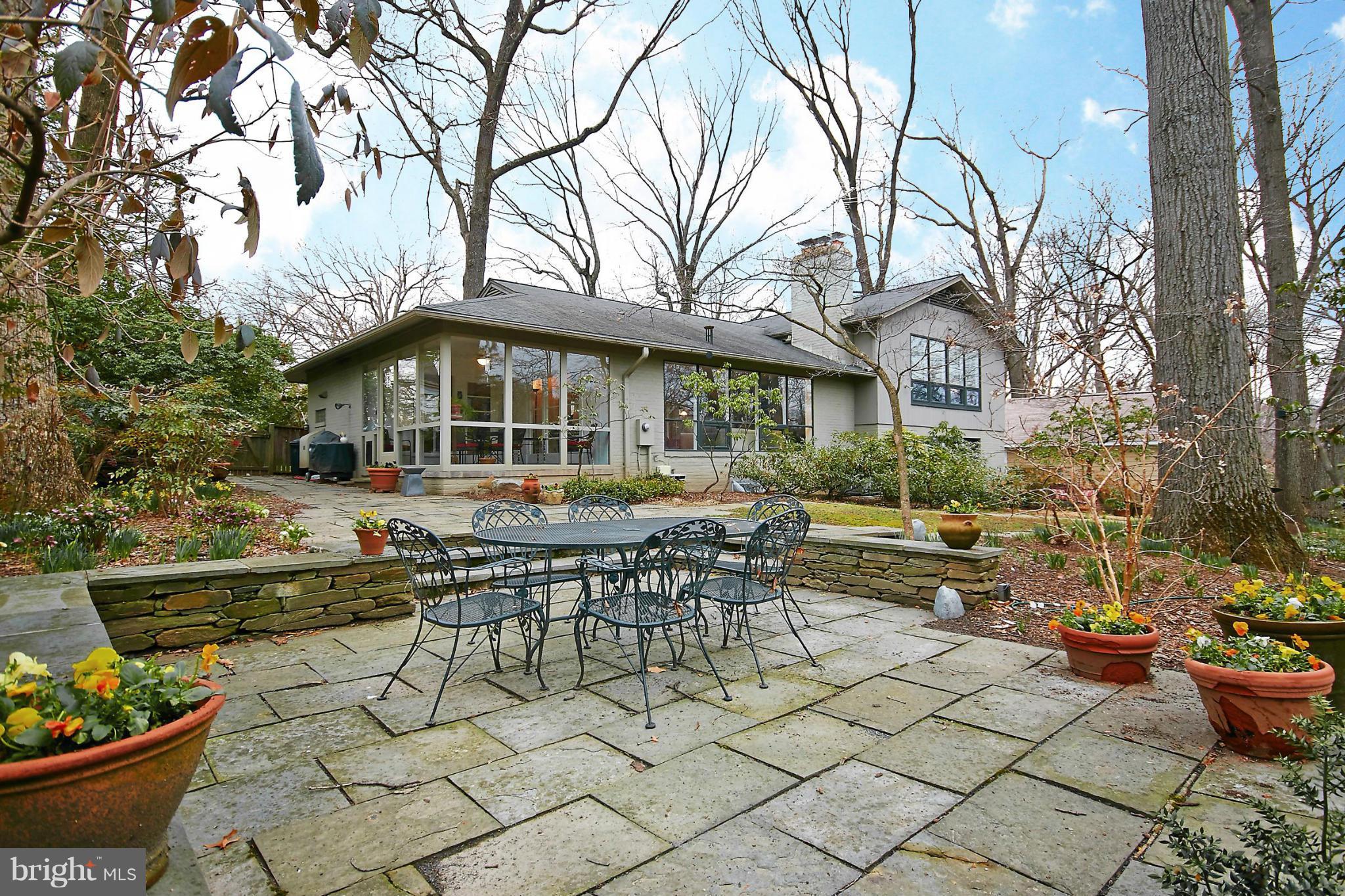 STRATFORD HILLS - Residential
