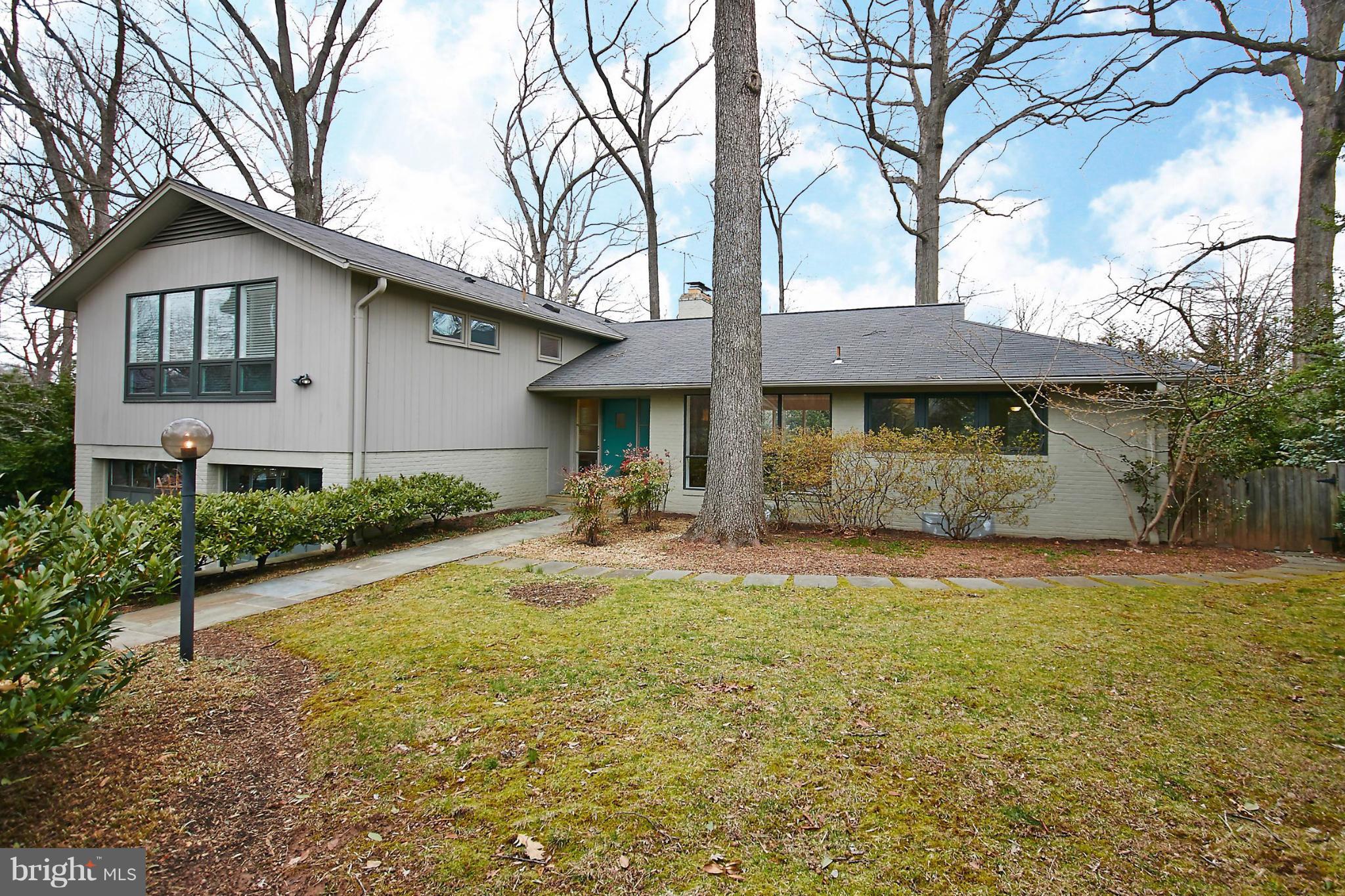 STRATFORD HILLS - Residential
