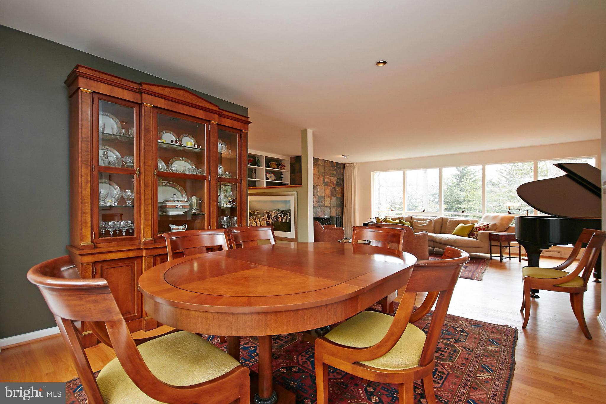 STRATFORD HILLS - Residential