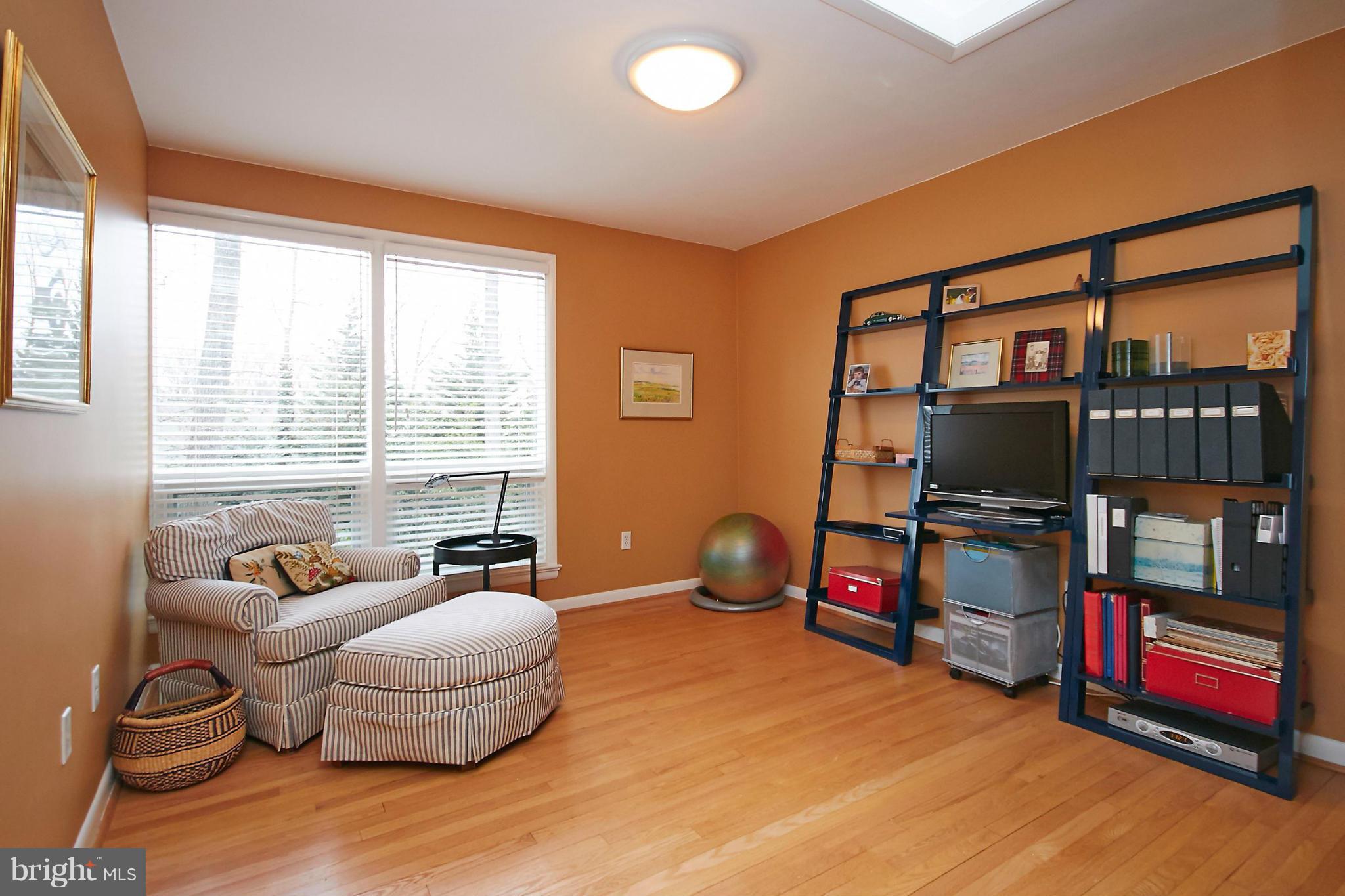 STRATFORD HILLS - Residential