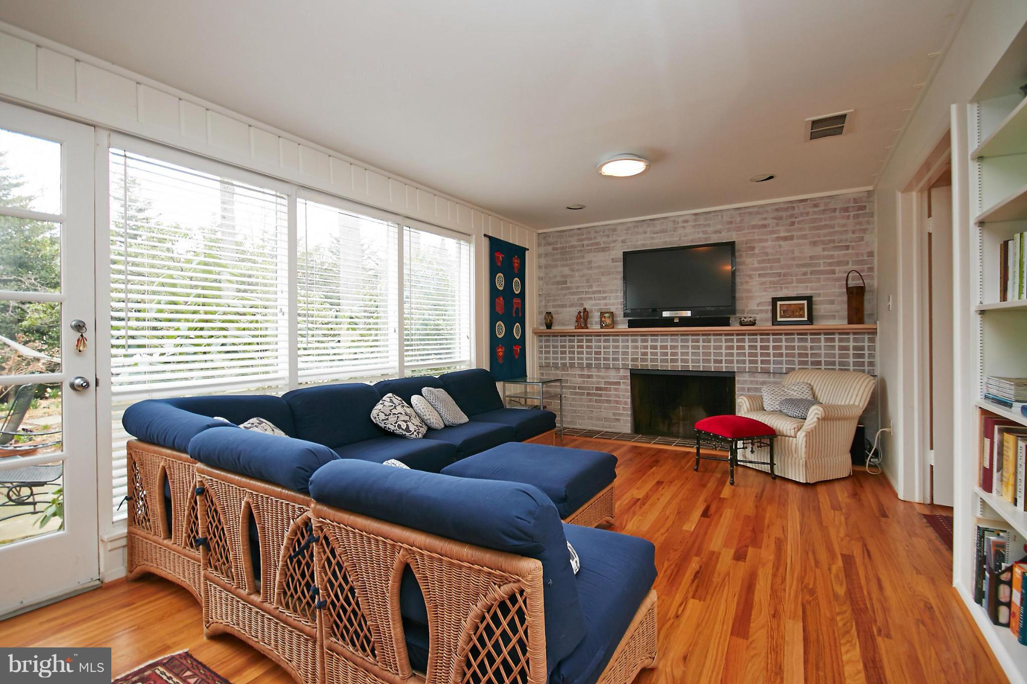 STRATFORD HILLS - Residential