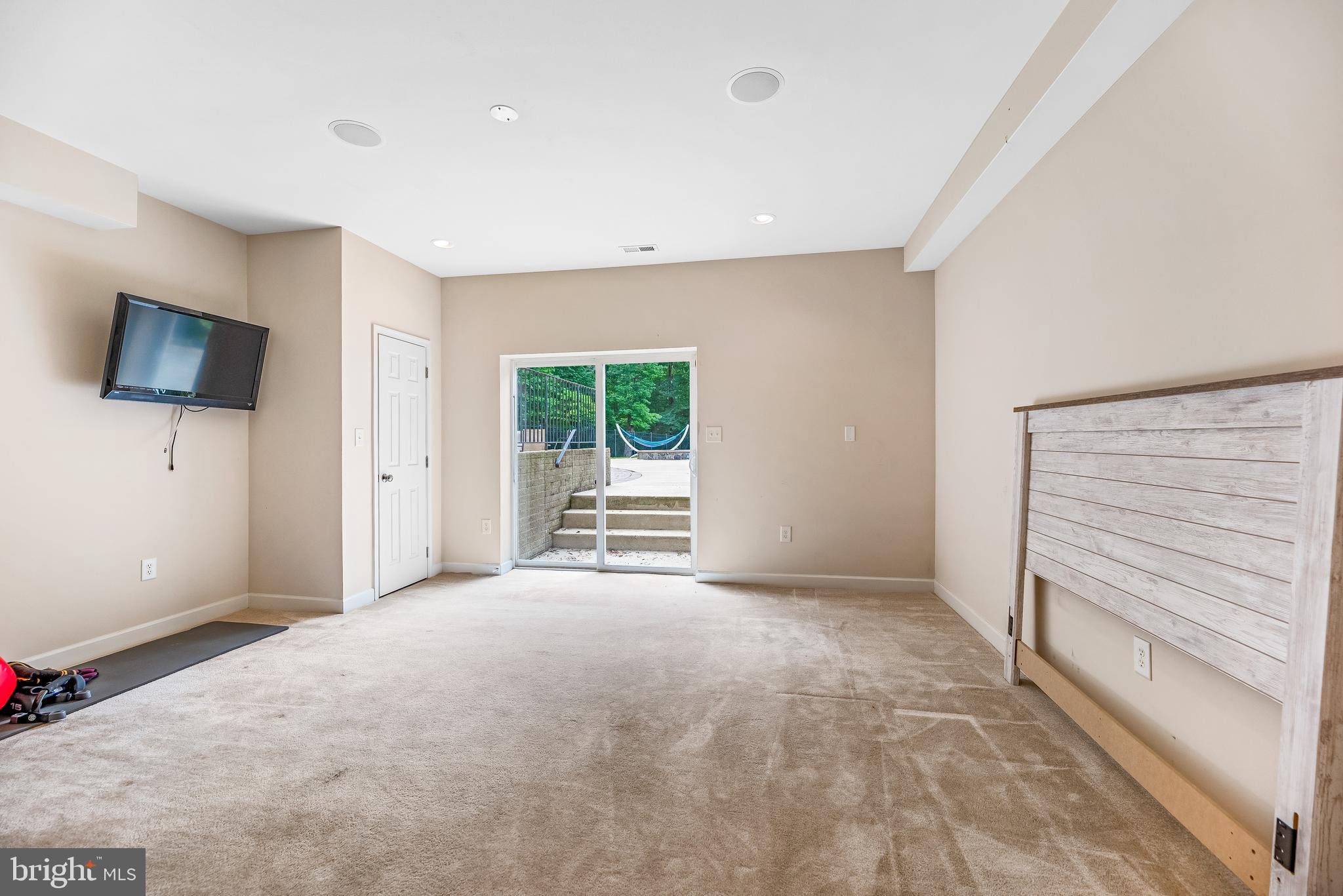 CALVERT CROSSING - Residential